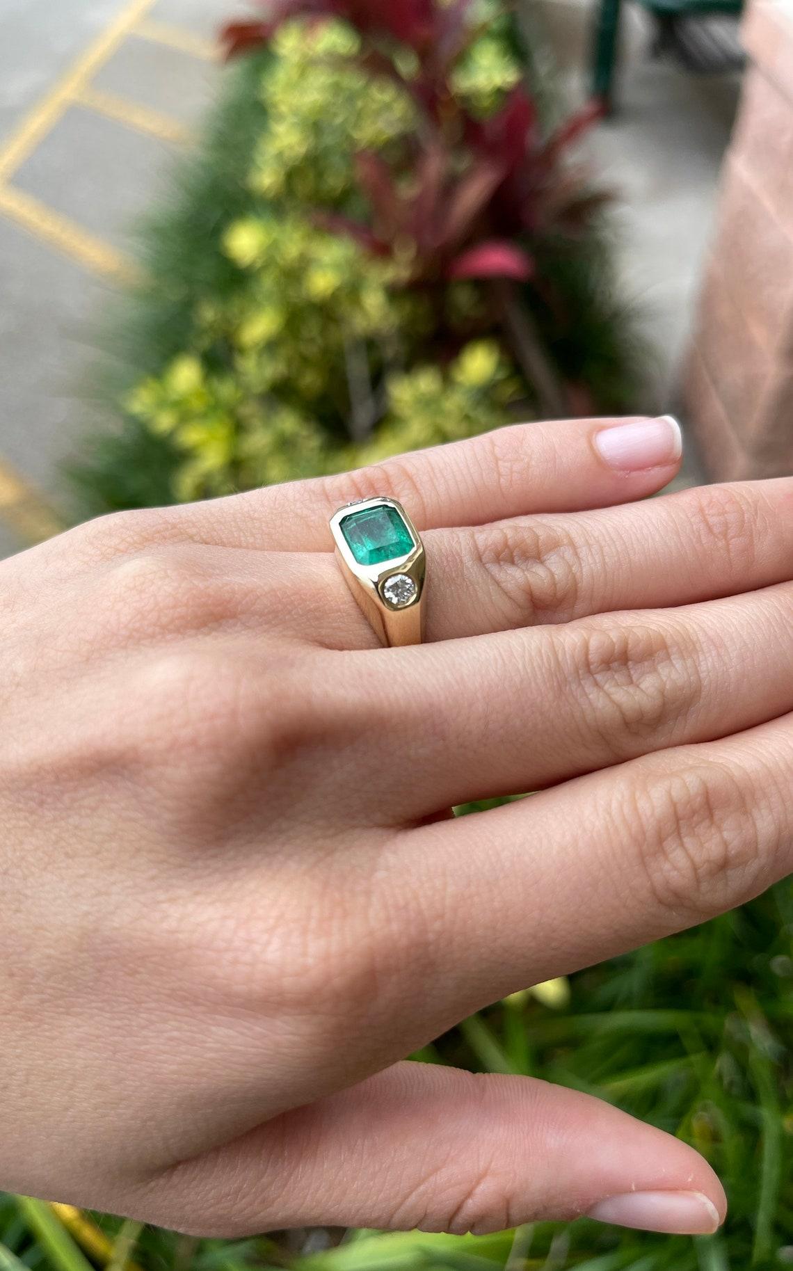 Women's 3.45tcw 14K Three Stone Colombian Emerald & Round Diamond Gypsy Ring