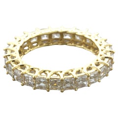 Eternity-Ring aus 18 Karat Gelbgold mit 3,46 Karat Diamant im Assher-Schliff