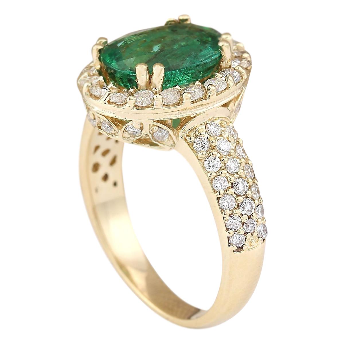 Oval Cut Natural Emerald Diamond Ring In 14 Karat Yellow Gold For Sale