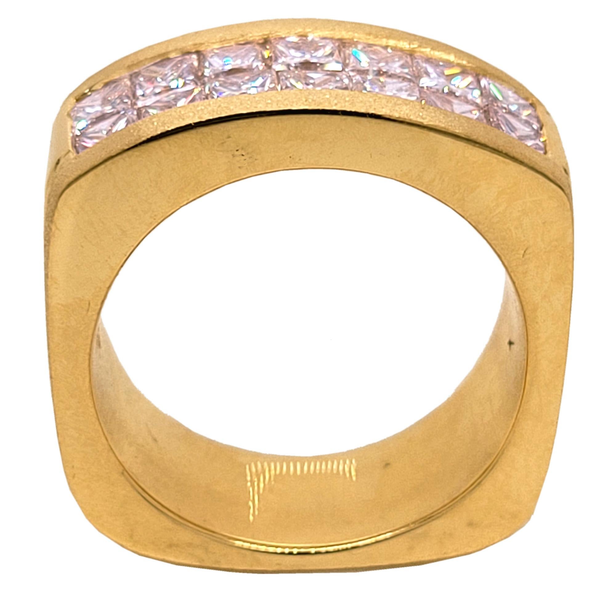 Men's 3.46 Carat Princess Cut Diamond 18 Karat Gents Ring For Sale