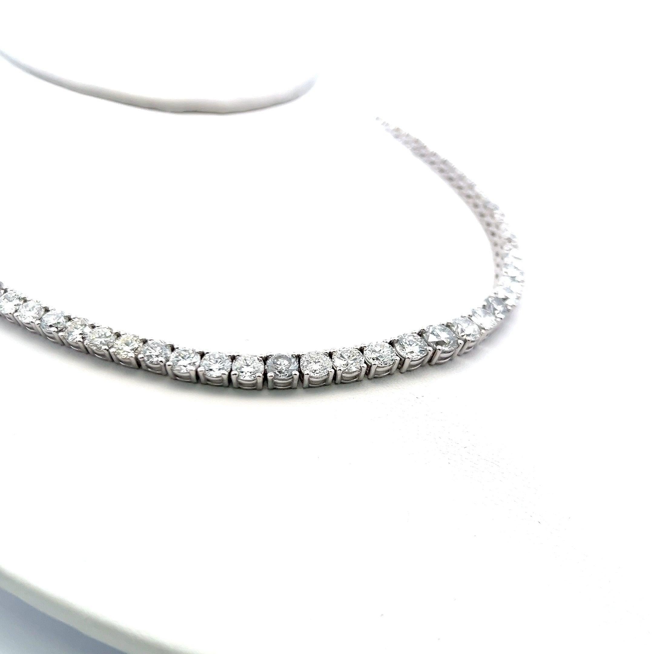 Collier Riviera en or blanc 18 carats avec diamants ronds brillants G VS1 de 34,62 carats Neuf - En vente à New York, NY
