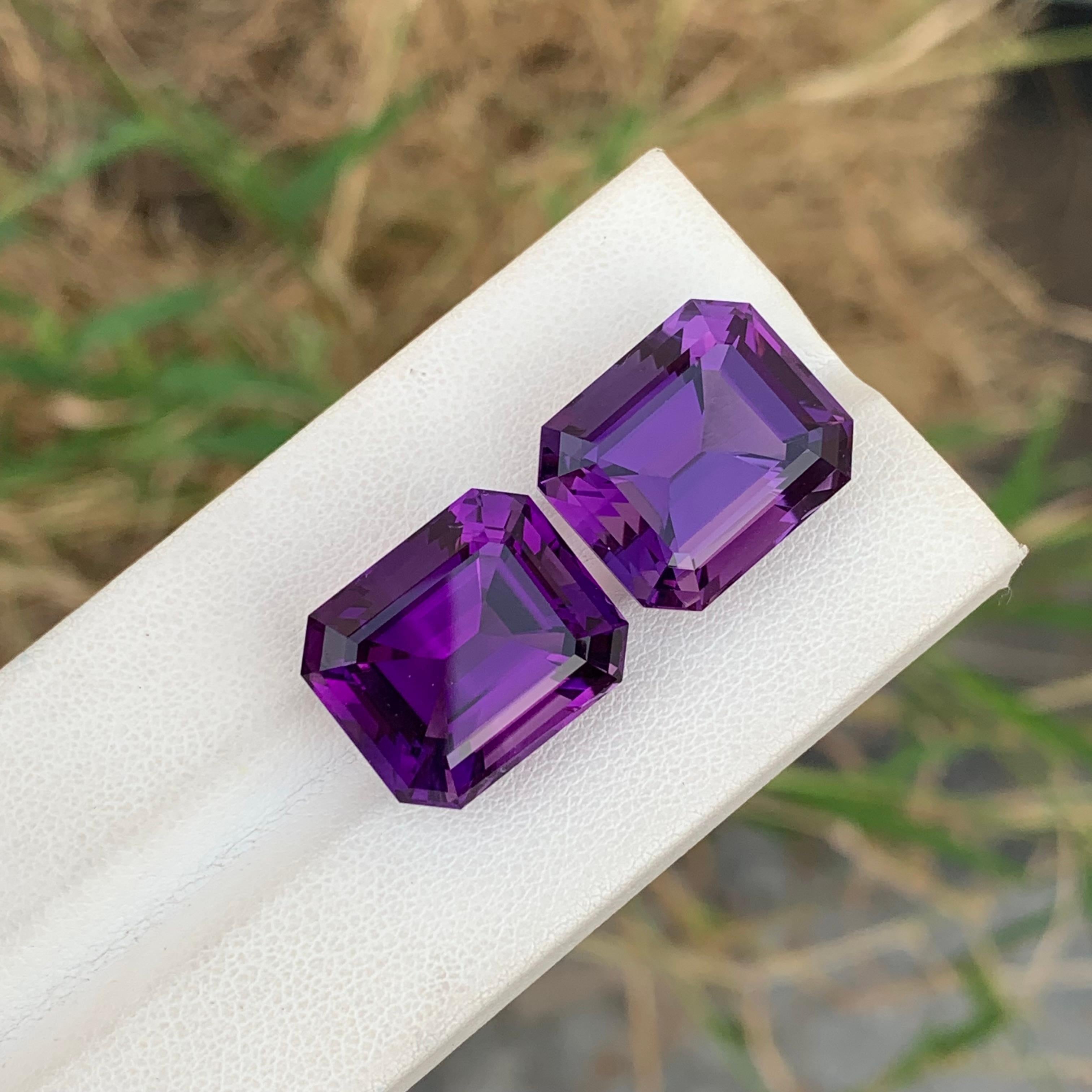34,65 Karat Natürliche Lose Dunkel Lila Amethyst Paar Smaragd Form Edelstein (Smaragdschliff) im Angebot