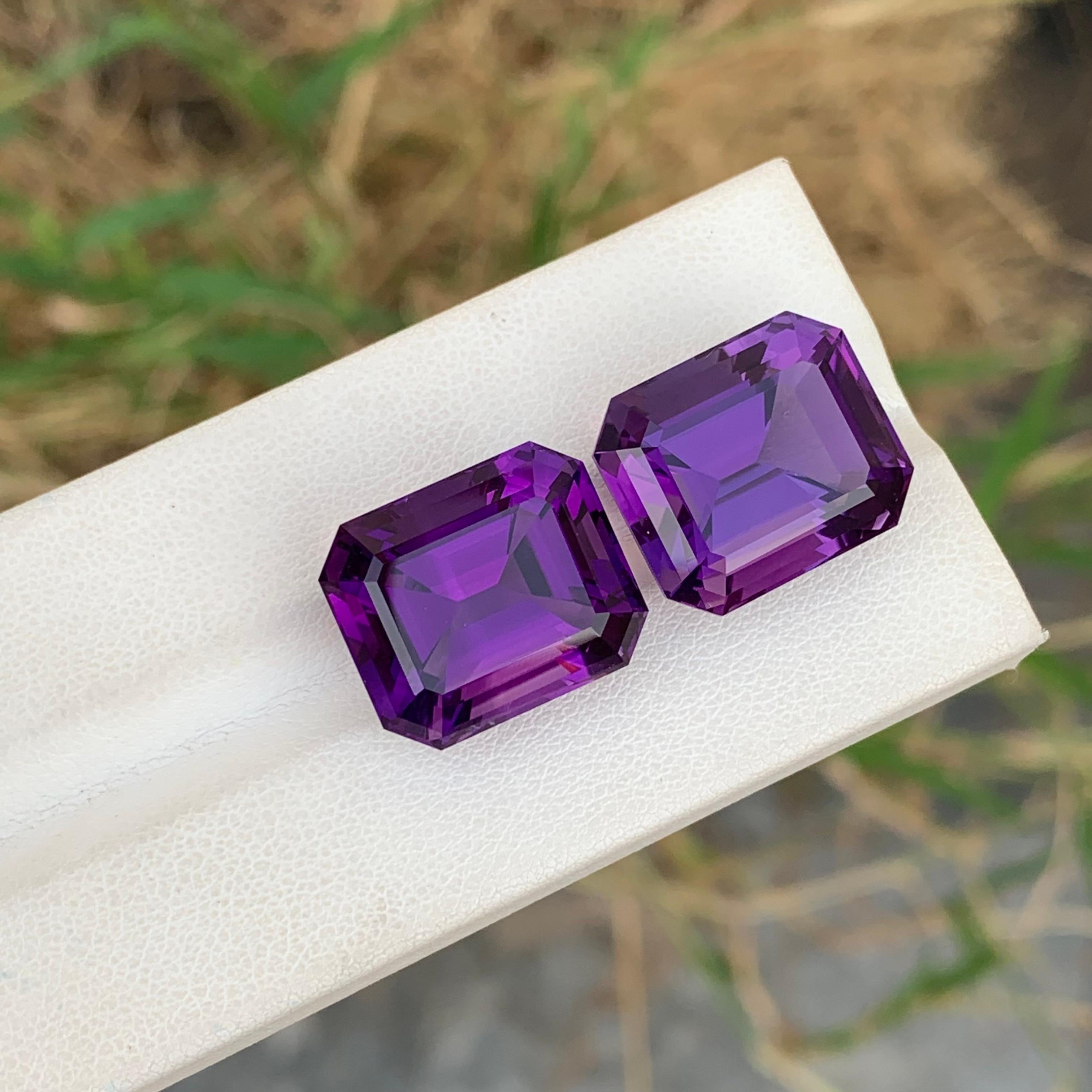 34,65 Karat Natürliche Lose Dunkel Lila Amethyst Paar Smaragd Form Edelstein im Angebot 1