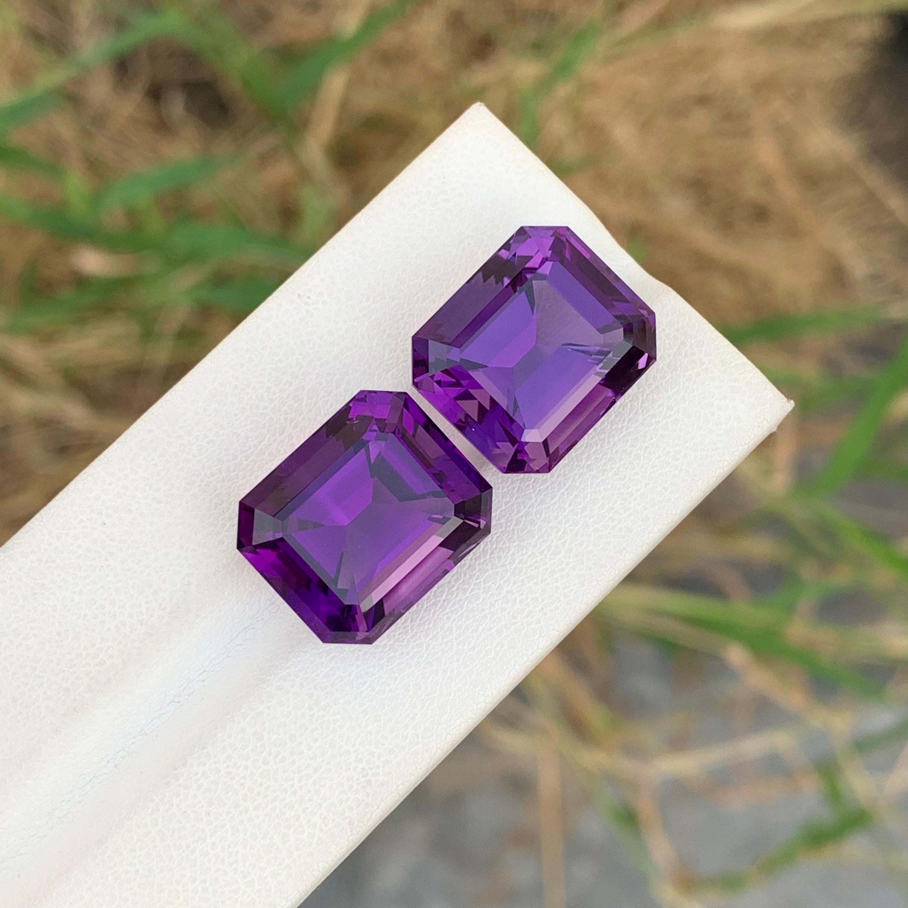 34,65 Karat Natürliche Lose Dunkel Lila Amethyst Paar Smaragd Form Edelstein im Angebot 2