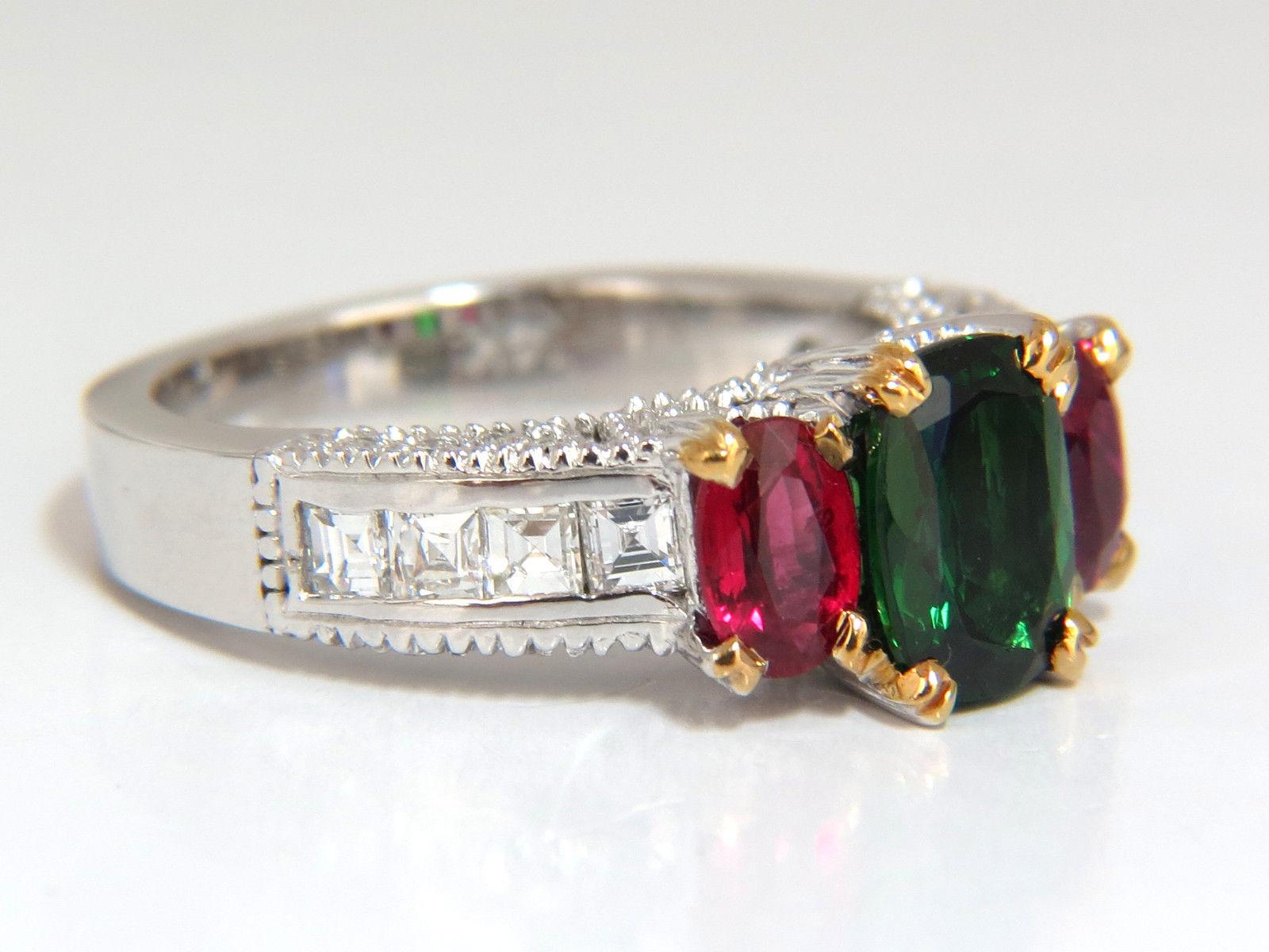 Cushion Cut 3.46ct natural vivid green tsavorite ruby diamonds ring 14kt three stone class