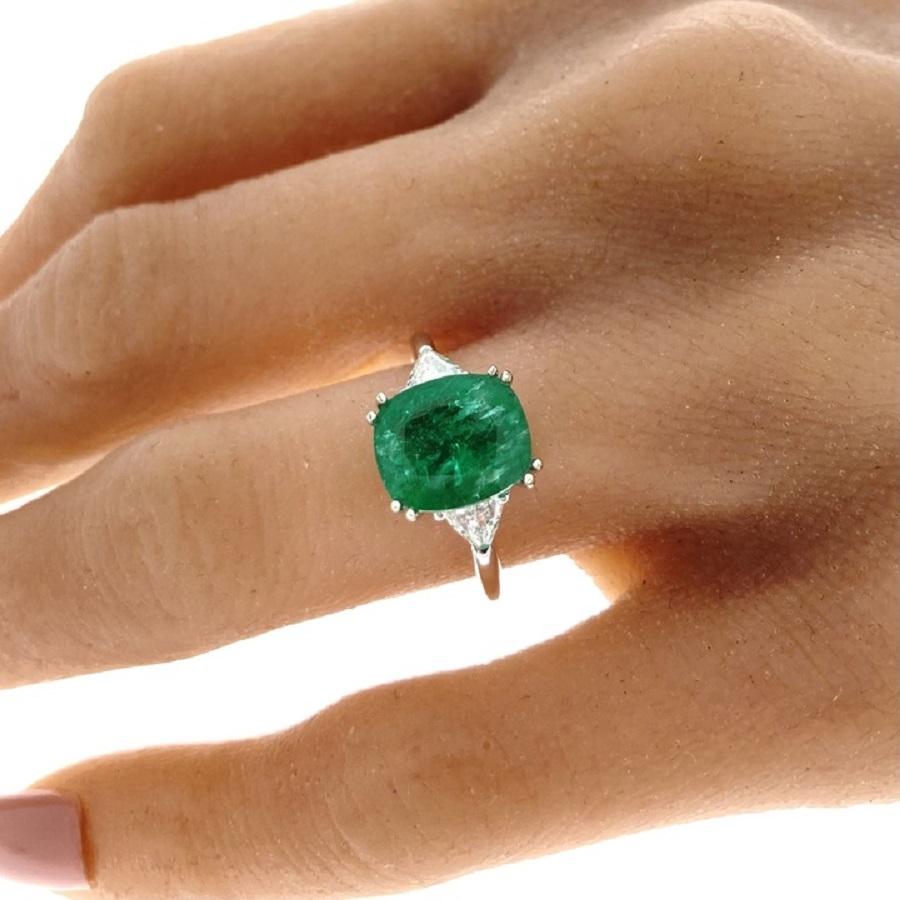 Contemporary 3.47 Carat Cushion Shape Green Emerald & Diamond Ring In 14k White Gold  For Sale