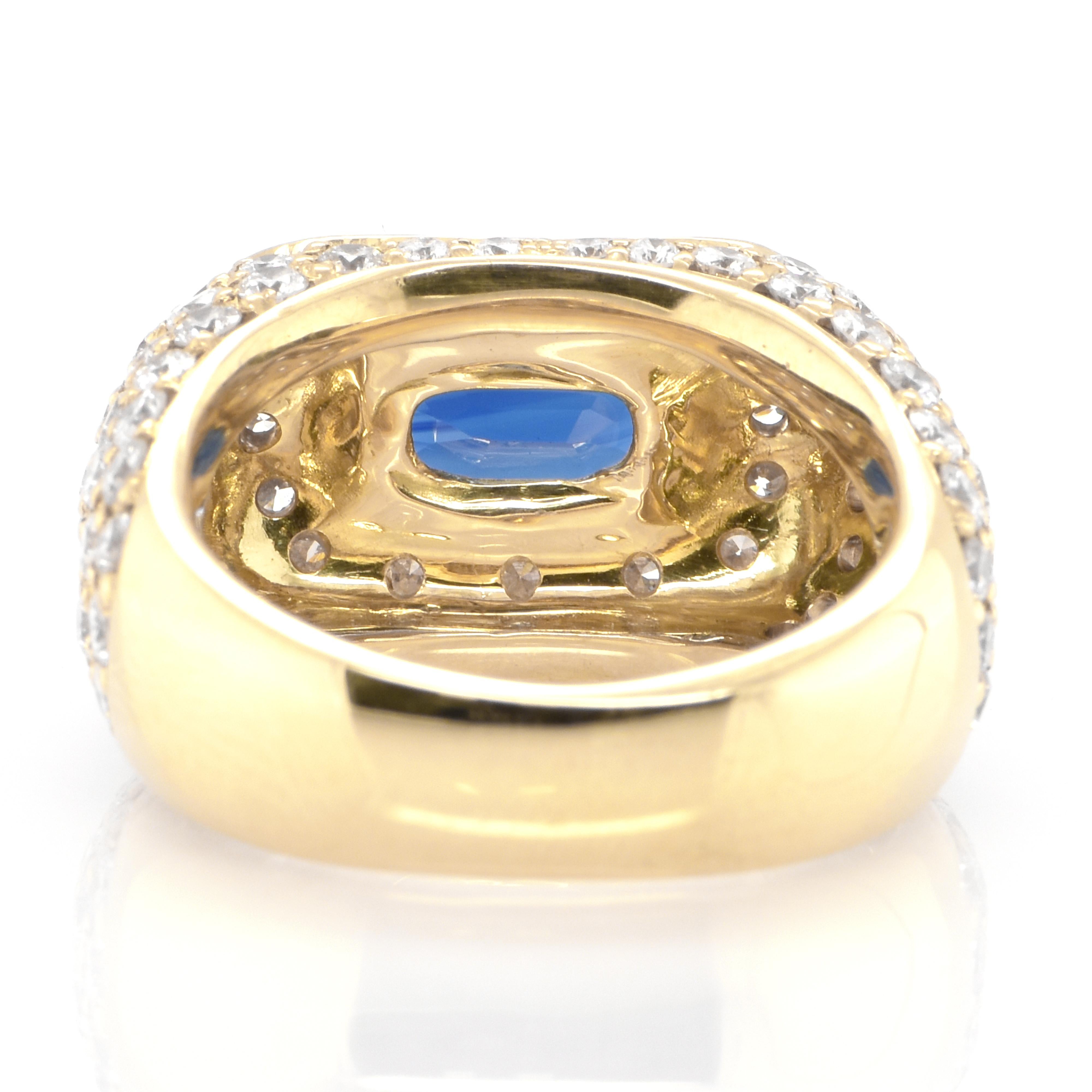 Women's 3.47 Carat Natural Sapphire and Diamond Cocktail Ring Set in 18K Yellow Gold For Sale