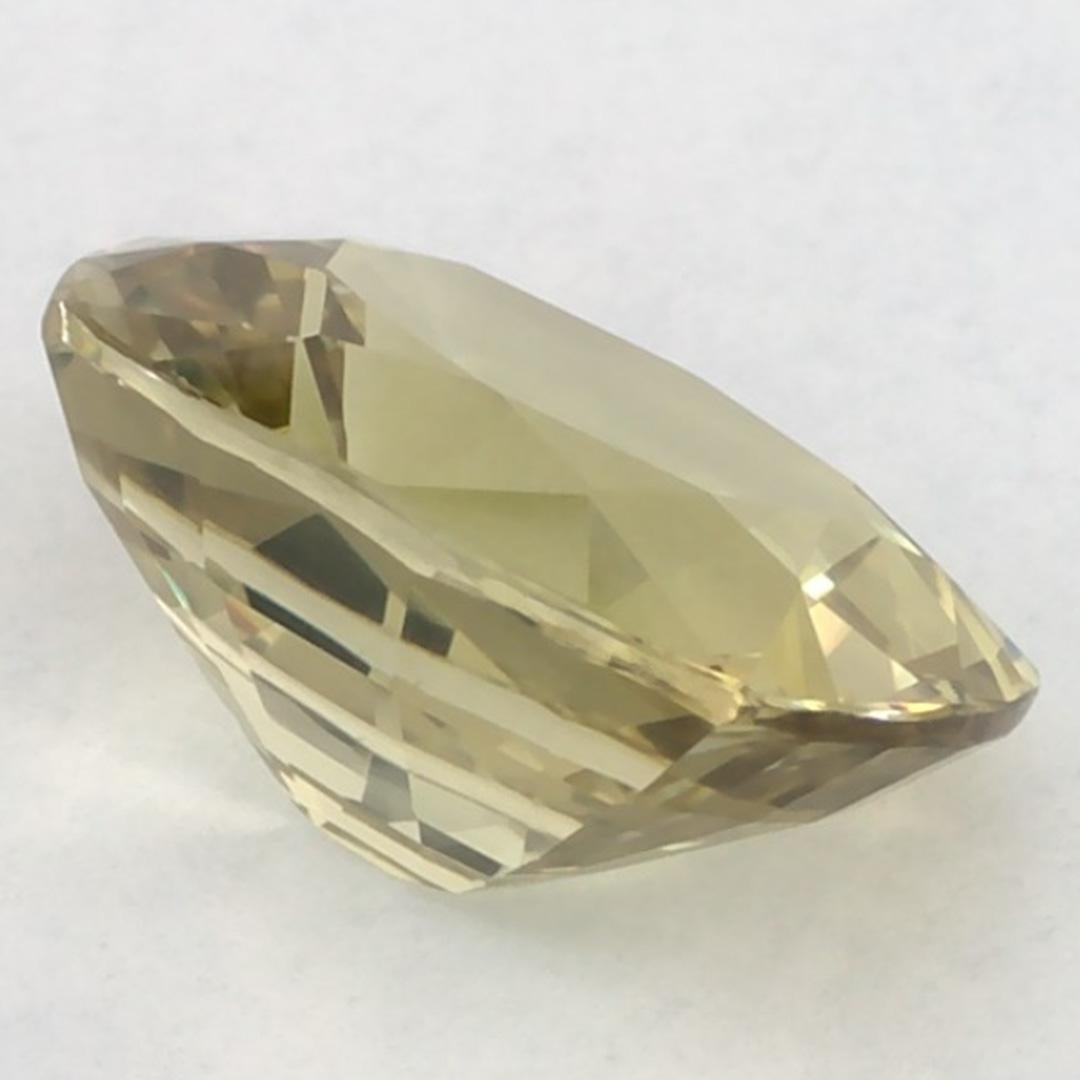 Zafiro verde de 3.47 qt Gema suelta en cojín en venta 1