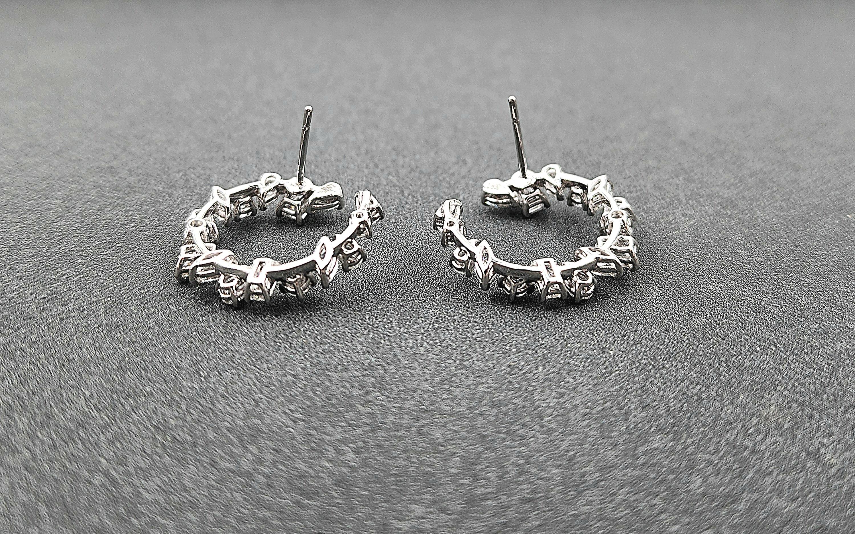 3.47 ct Mixed Shape Diamond Earring For Sale 1