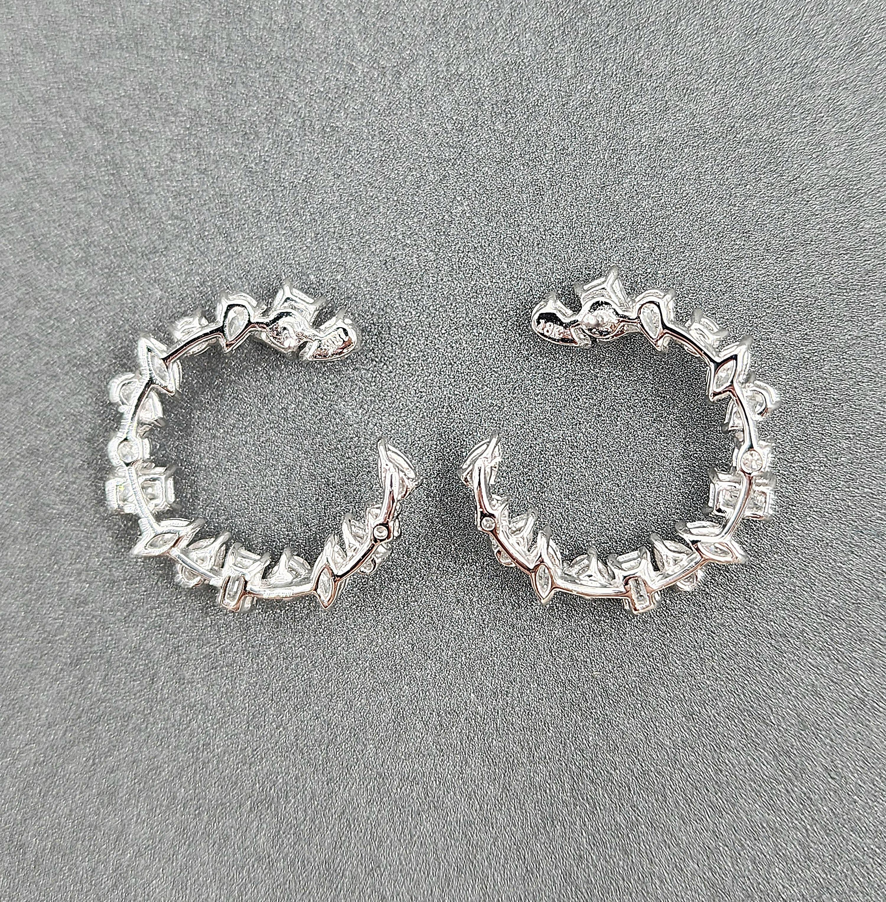 3.47 ct Mixed Shape Diamond Earring In New Condition For Sale In Chicago, IL