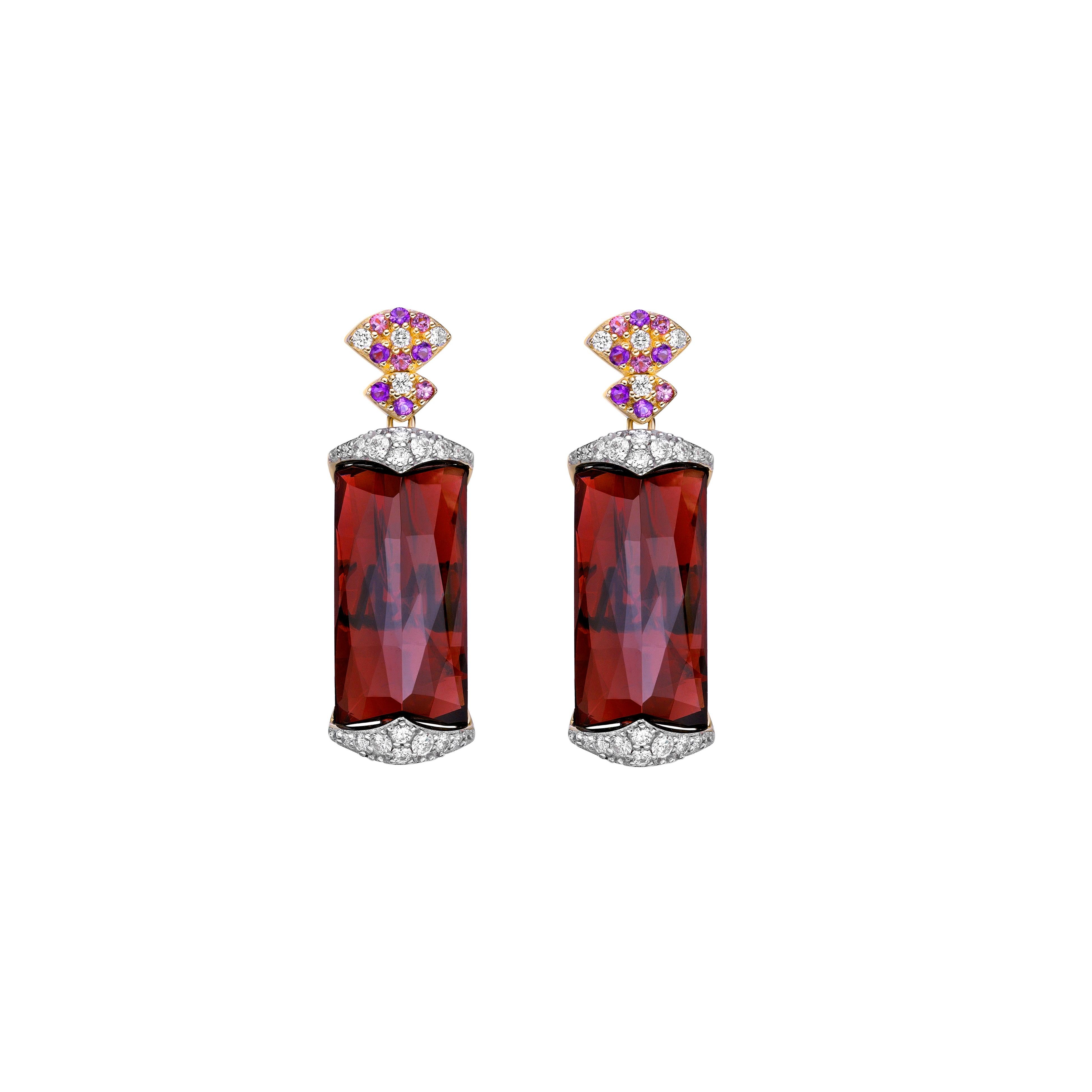 Contemporary 34.75 Carat Garnet Drop Earring in 18Karat Yellow Gold with Multi Stone. For Sale