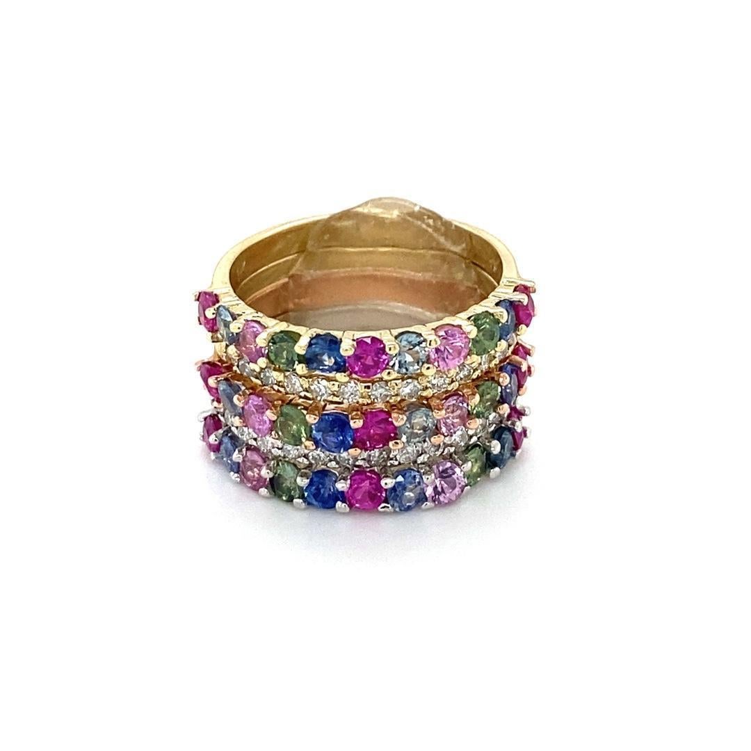 3.48 Carat Multi Color Sapphire Diamond Gold Stackable Bands

Magnifiques bracelets empilables avec saphirs et diamants multicolores
Ces bracelets sont très polyvalents et constituent un best-seller pour nous !

Ces bracelets contiennent des saphirs
