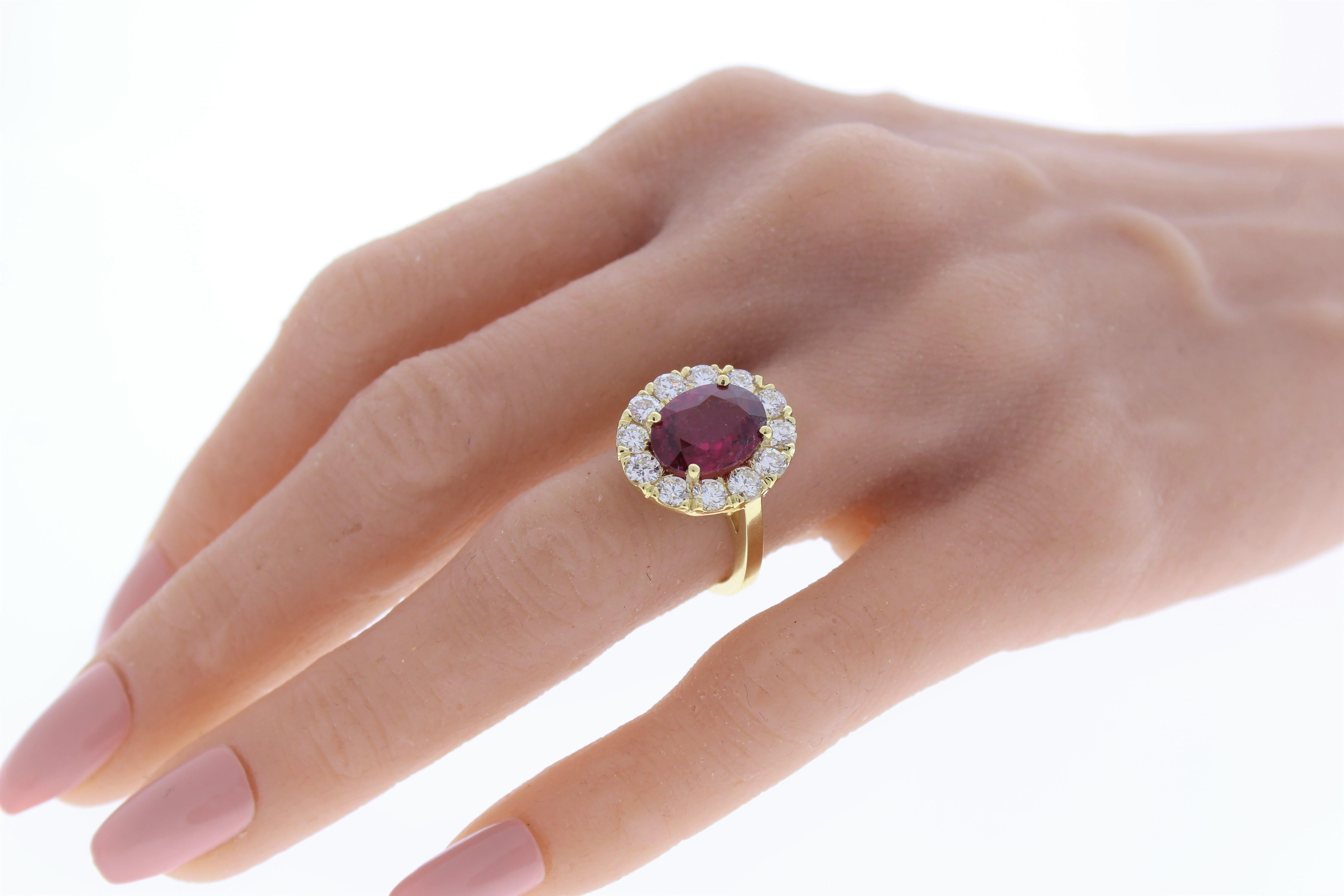 Oval Cut 3.48 Carat Oval Rubelite & Diamond Ring In 18k Yellow Gold  For Sale