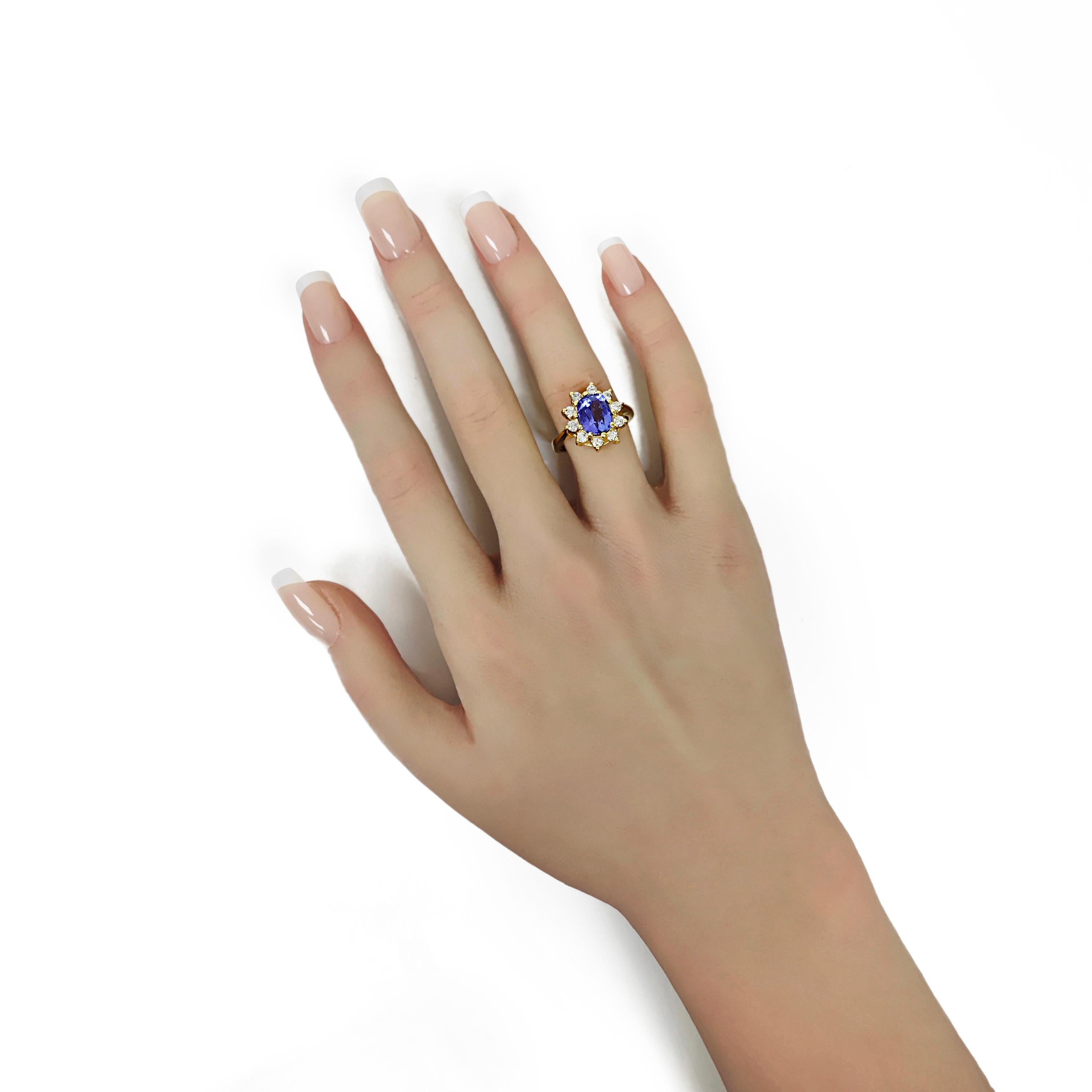 Gelbgoldring mit 3,48 Karat Tansanit und weißem Diamant (Gemischter Schliff) im Angebot