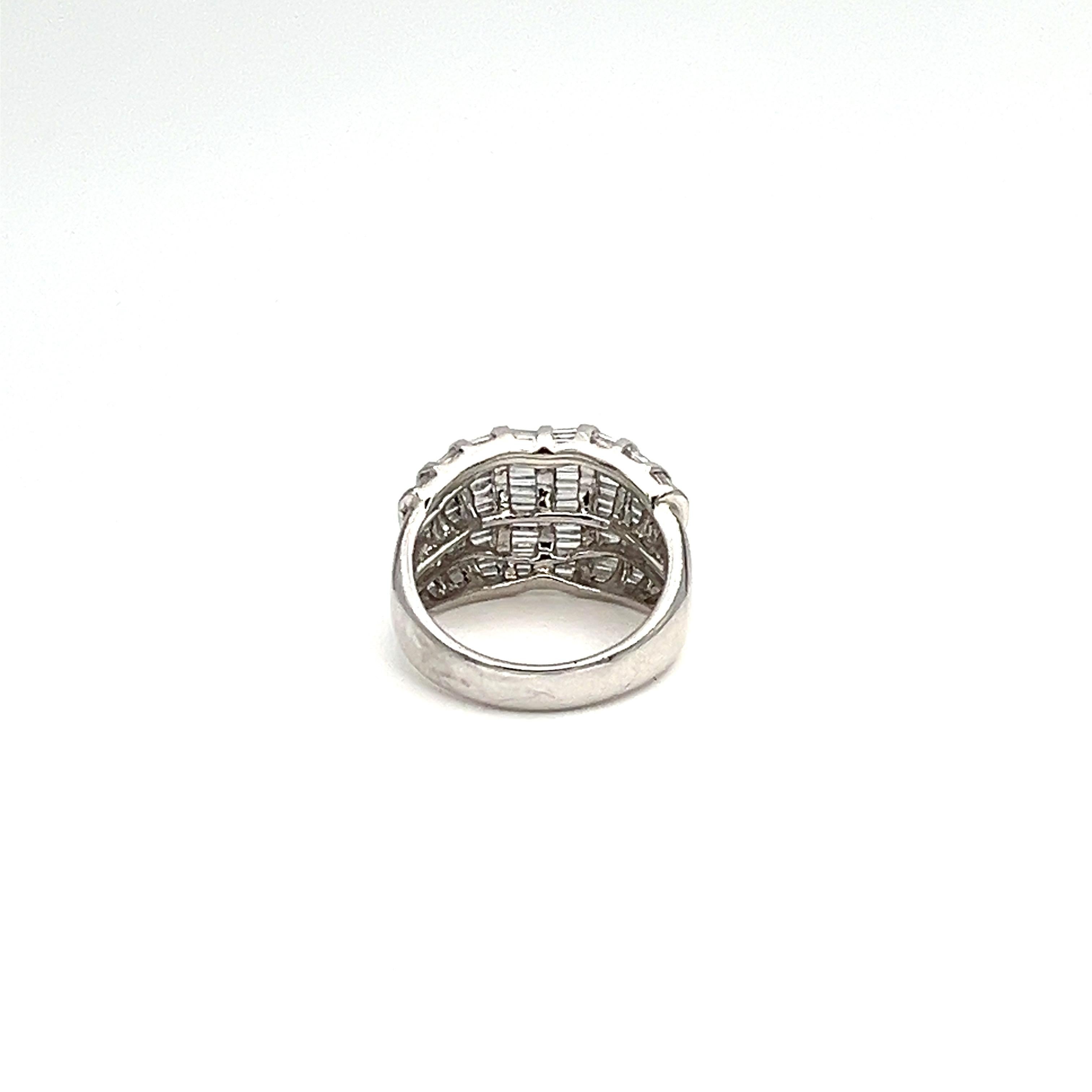 Women's or Men's 3.48 ct Diamond Ring For Sale