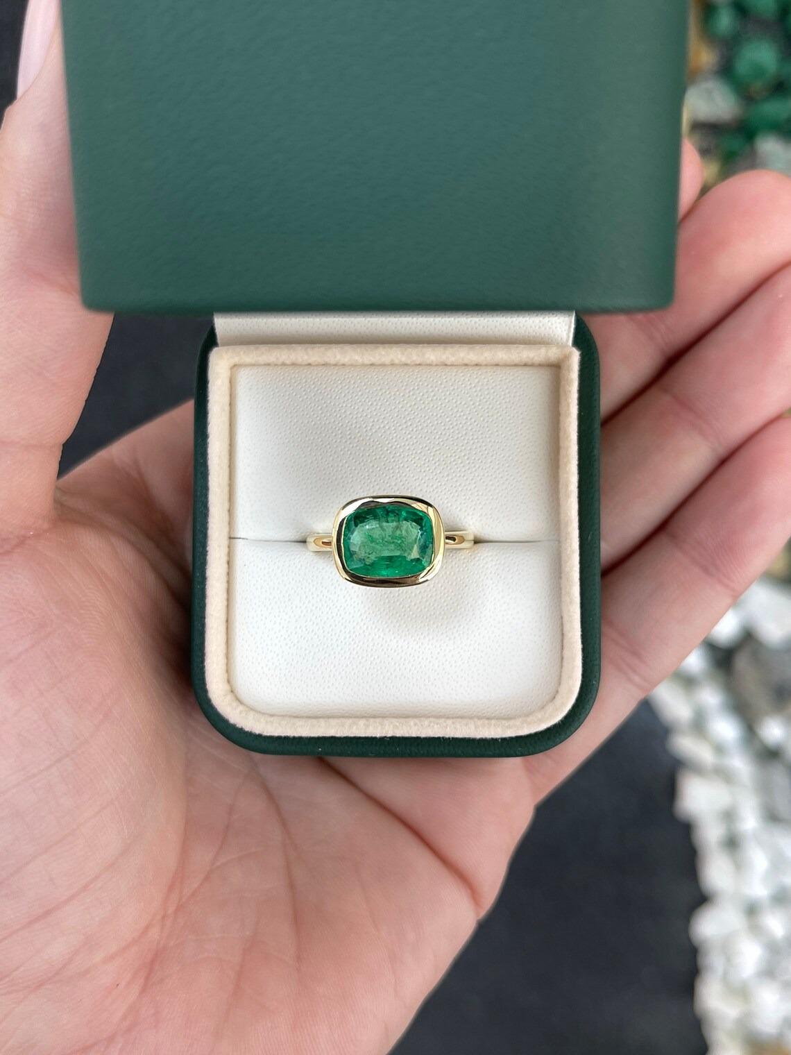 3.48ct 18K East to West Natural Elongated Cushion Emerald Solitaire Bezel Ring In New Condition For Sale In Jupiter, FL