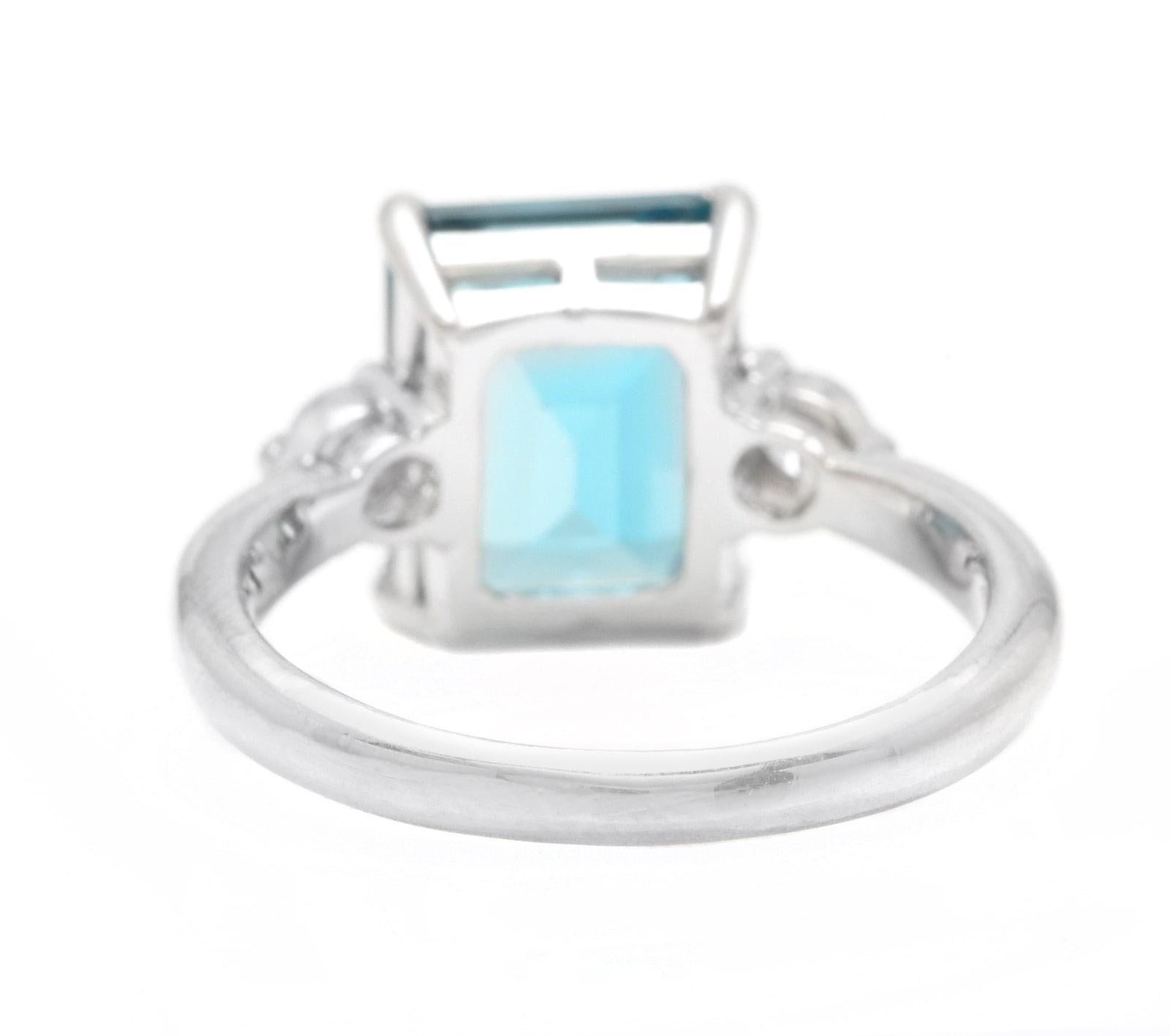 3.48ct Natural London Blue Topaz and Diamond 14k Solid White Gold Ring In New Condition For Sale In Los Angeles, CA