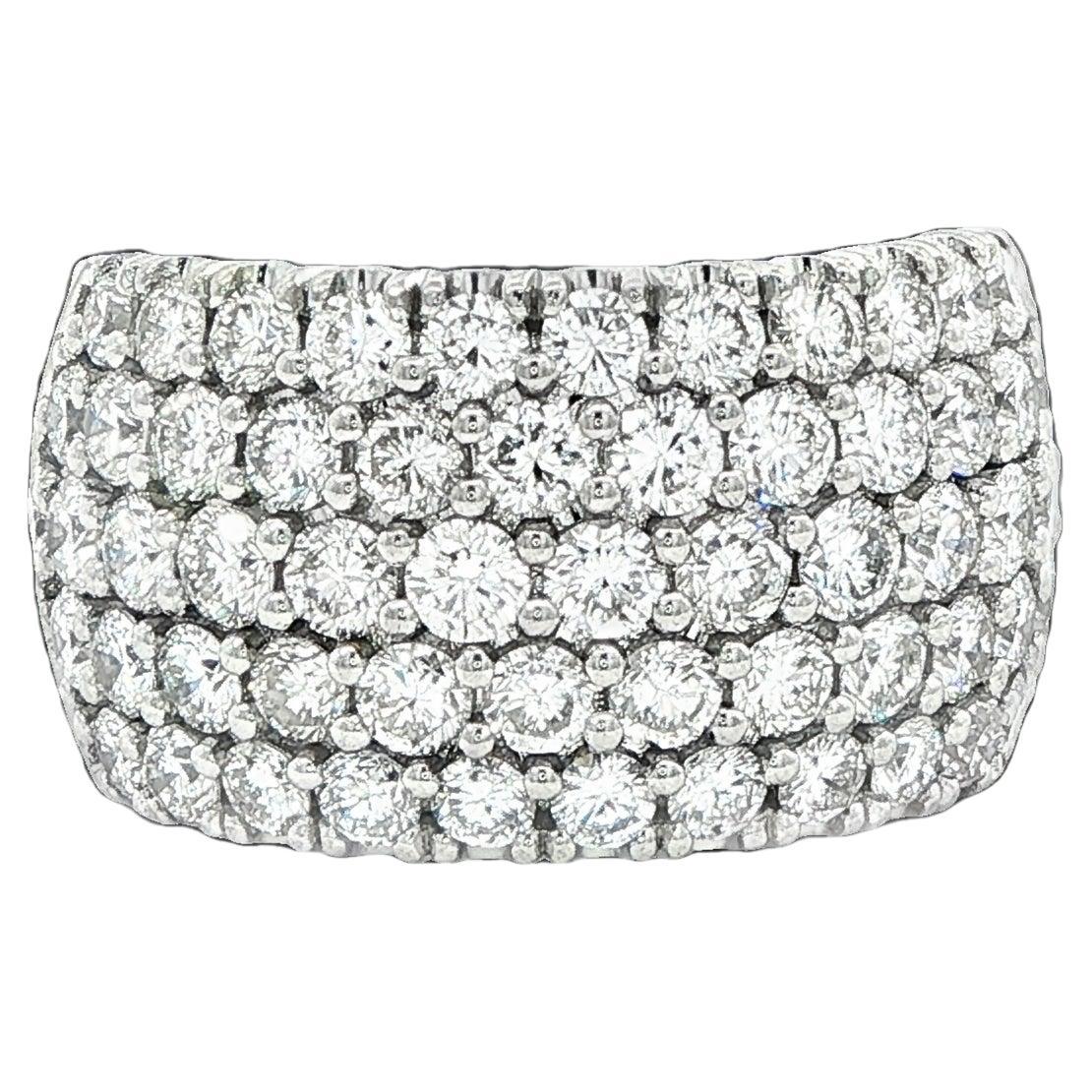 3.48ctw. Bracelet éternel en platine avec diamant pavé