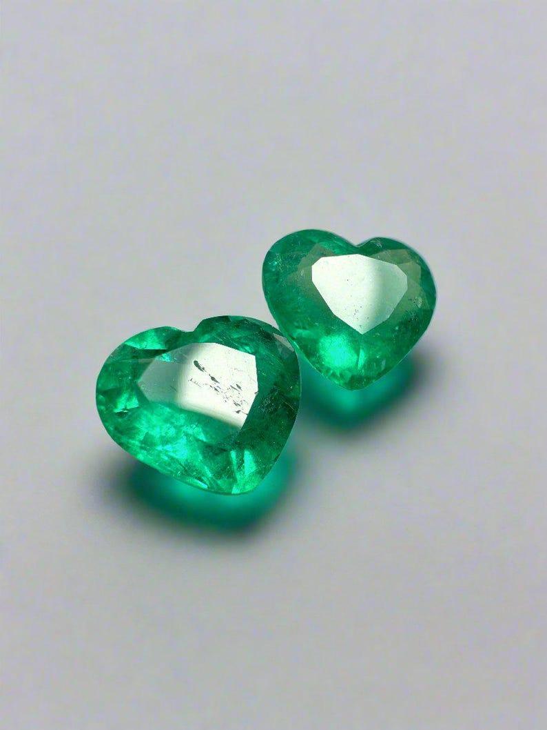 Modern 3.48tcw Pair of Heart-Cut Colombian Emeralds  Vivid Muzo Green Matching Gems For Sale