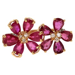 3.49 Carat Burmese Ruby Diamond 18 Karat Yellow Gold Cocktail Ring