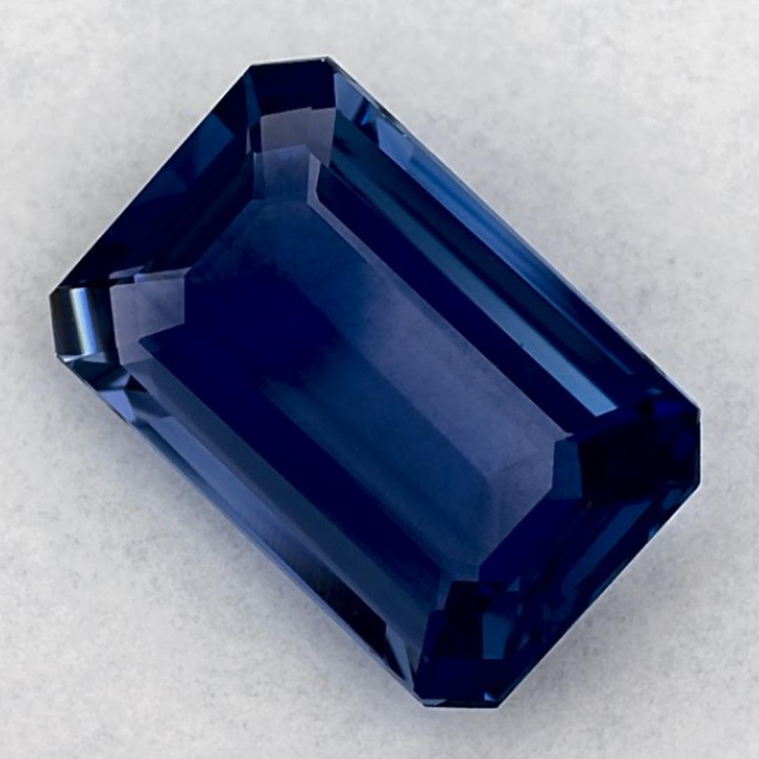 Taille octogone 3.49 Ct Blue Sapphire Octagon Cut Loose Gemstone en vente