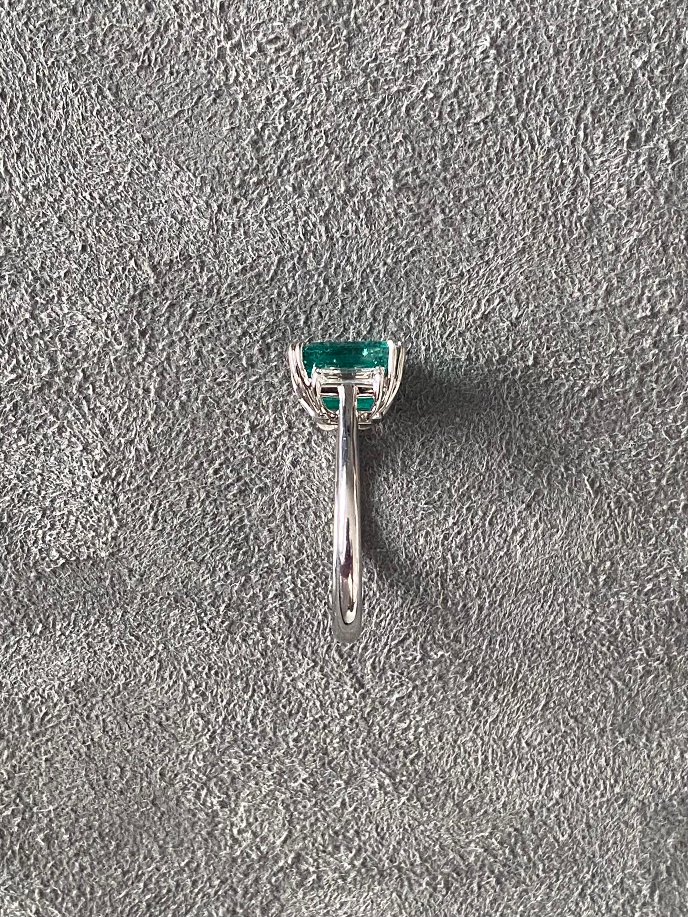 3.49ct Colombian Emerald Ring 1