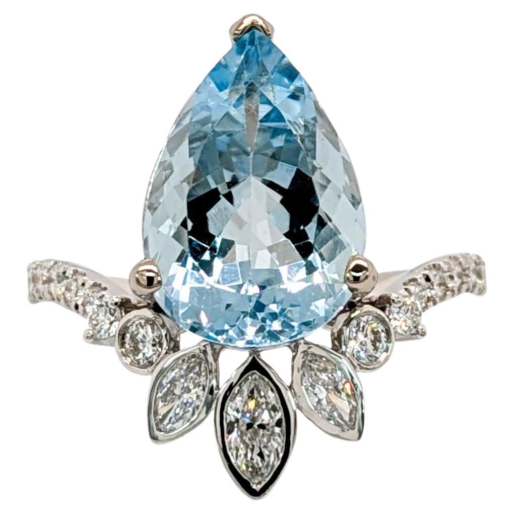 3.4ct Aquamarine Ring w Earth Mined Diamonds in 14K Solid Gold  PE 13x9mm