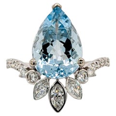 3.4 Karat Aquamarin-Ring mit Steinmetz-Diamanten aus 14 Karat massivem Gold  PE 13x9mm