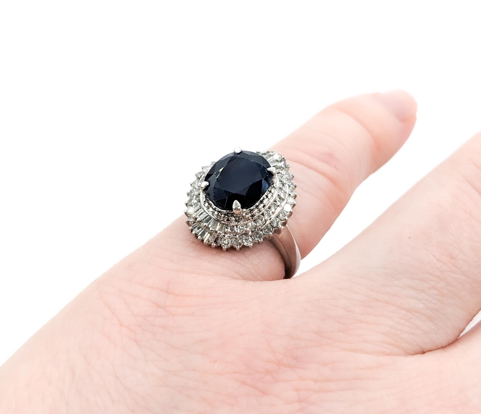 Round Cut 3.4ct Blue Sapphire & Diamond Ring In Platinum For Sale