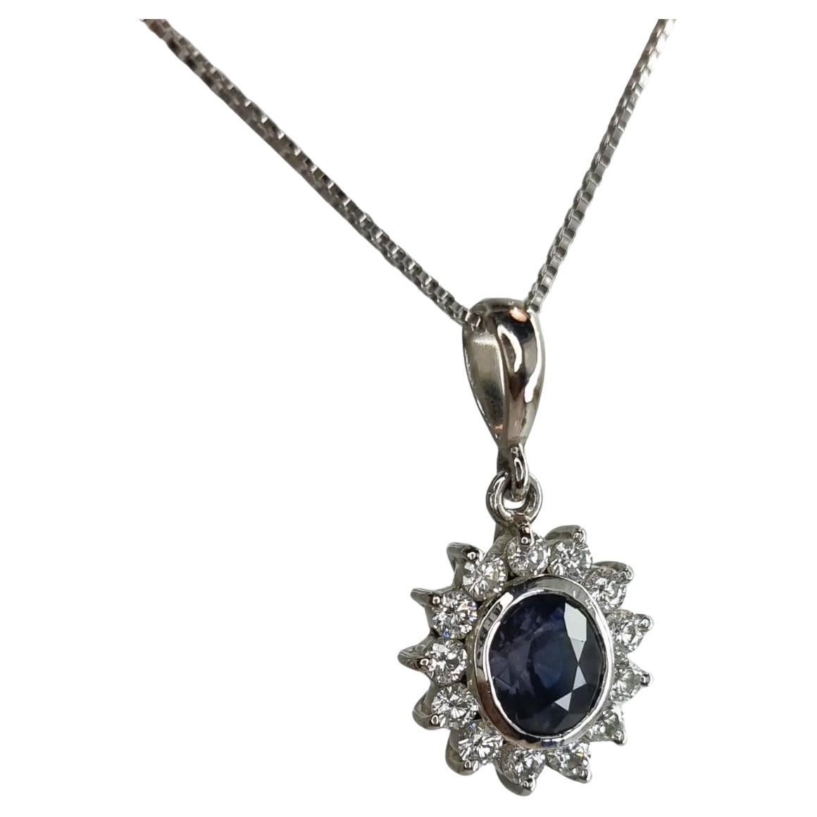 3.4ct Round Blue Sapphire Necklace Pendant For Sale