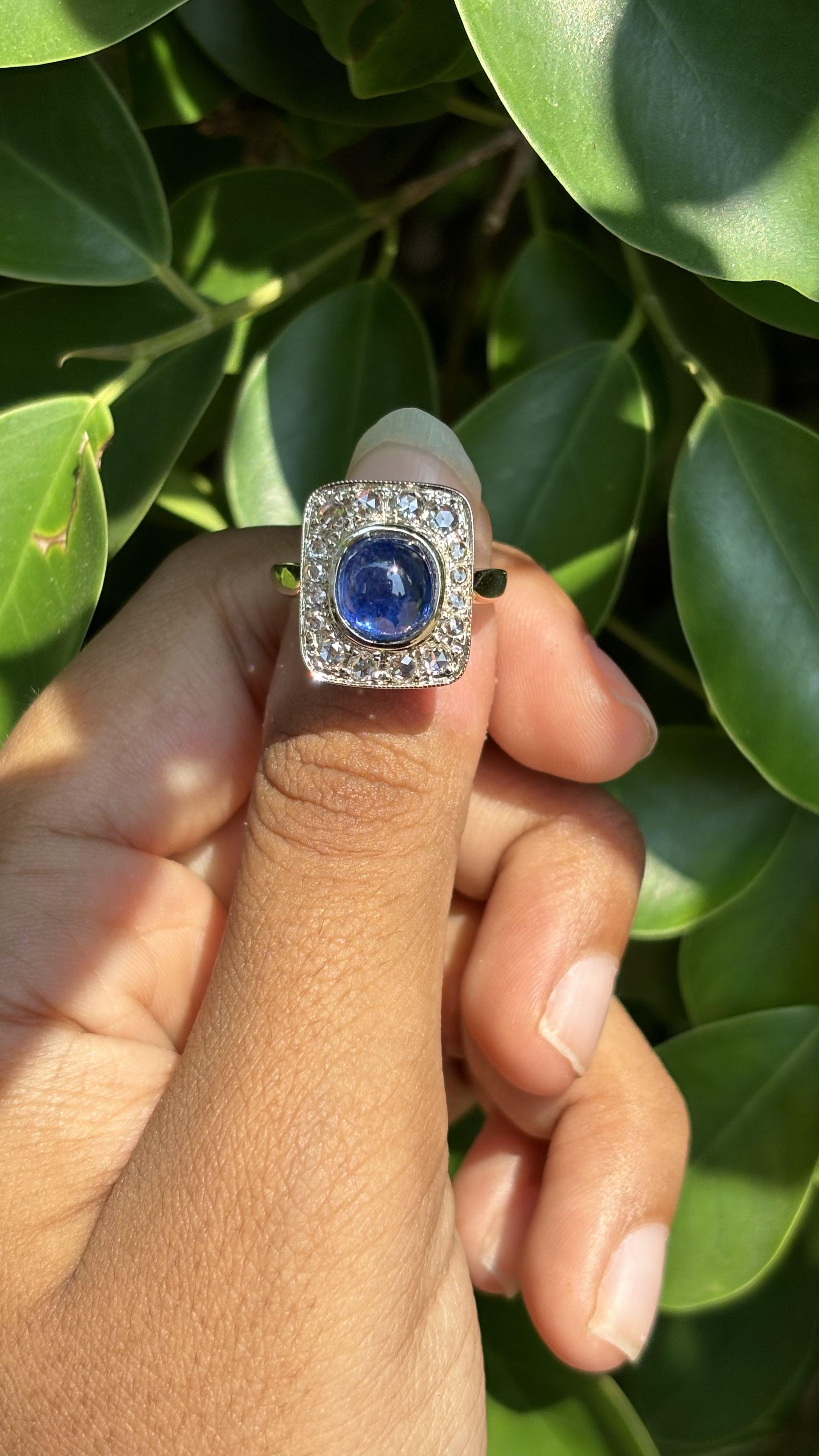 3.4ct Sugarloaf Sapphire & Rose Cut Diamond 18K Gold Statement Ring For Sale 2