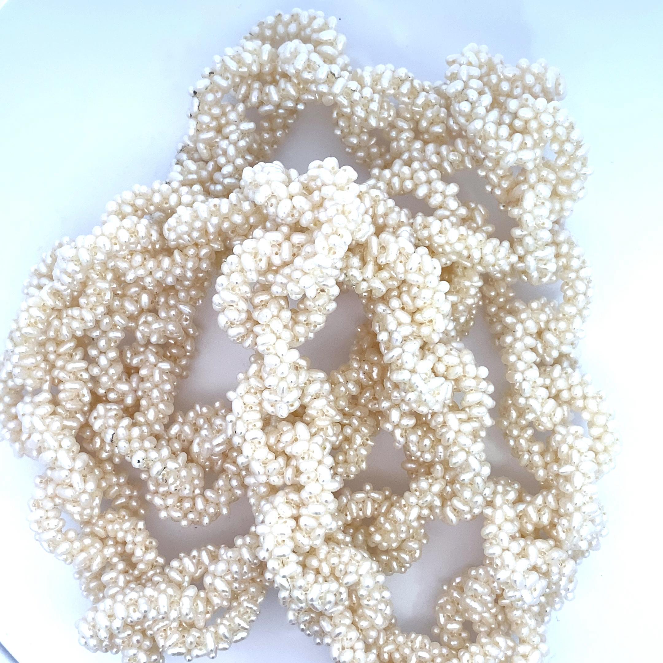 34in Chain Link Necklace Made of 10, 000 Seed Pearls In Good Condition For Sale In Brooklyn, NY