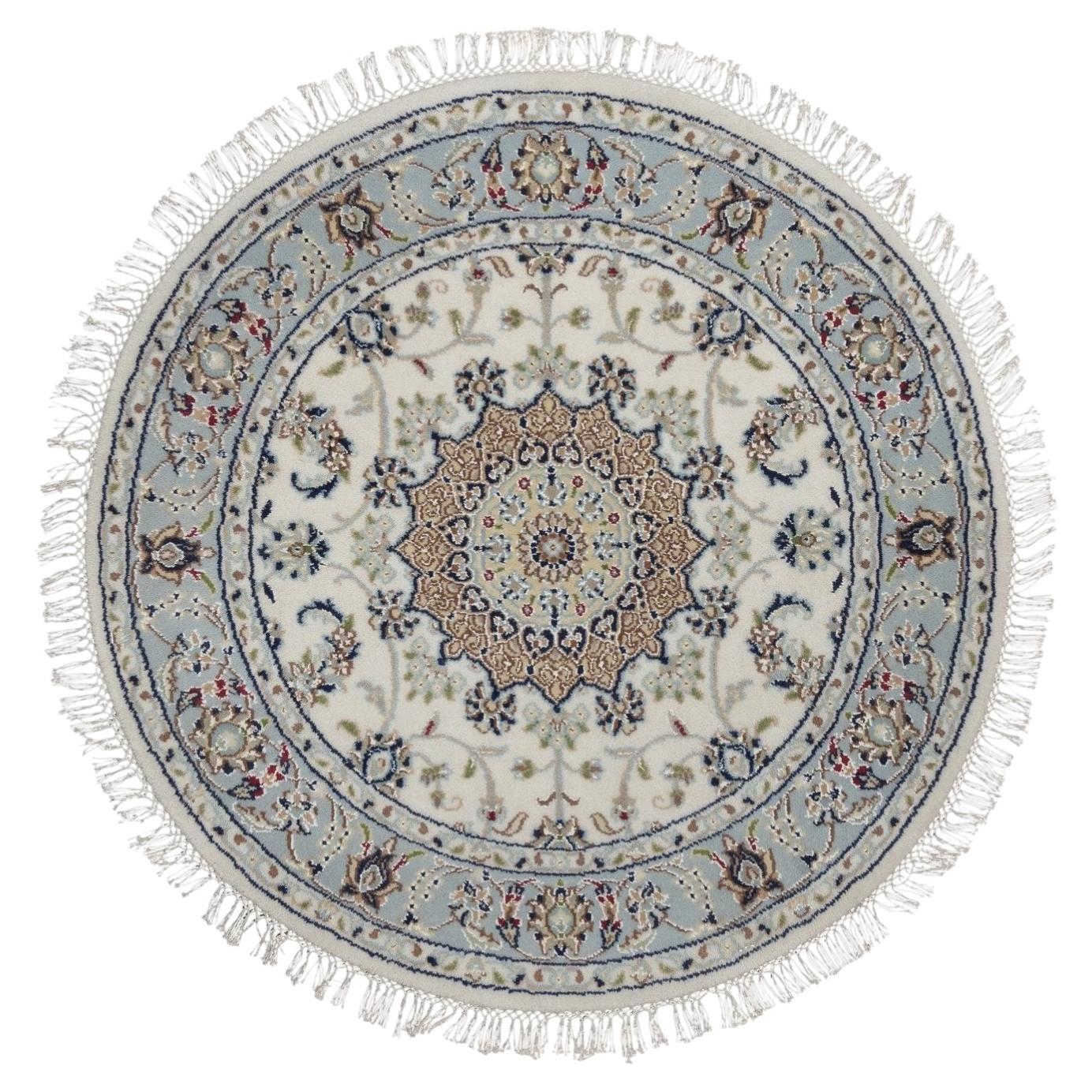 3'4"x3'4" Ivory Nain with Medallion Design Hand Knotted Wool and Silk Round Rug