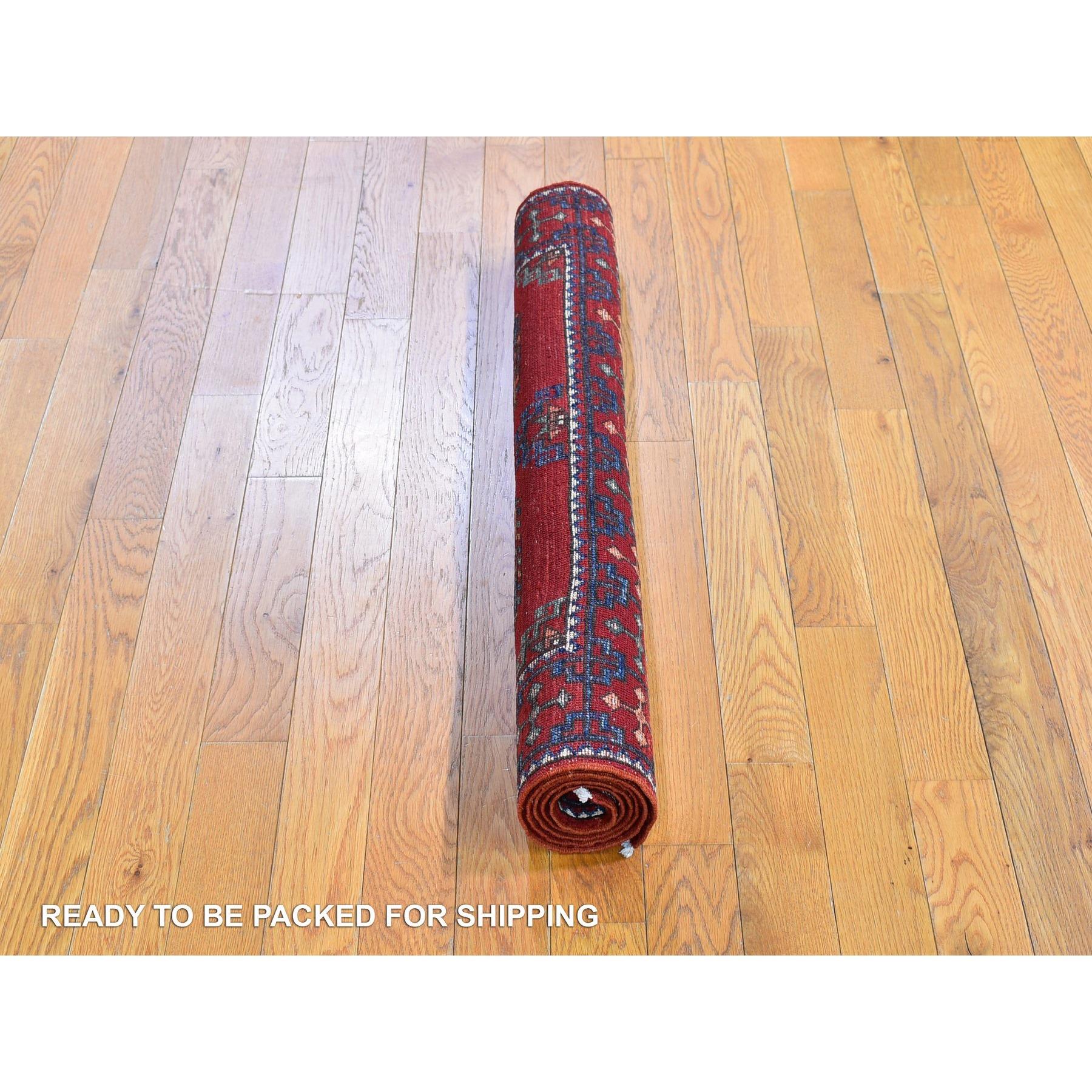 Hand-Knotted 3'4
