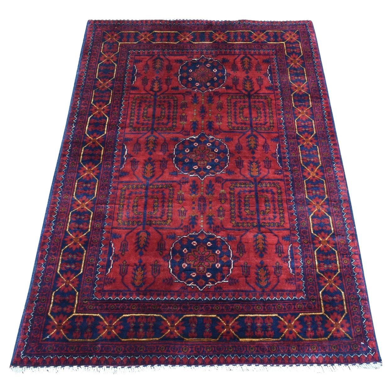 3
4 "x4
9" Rouge profond et saturé, Afghan Khamyab, tapis en laine douce noué à la main