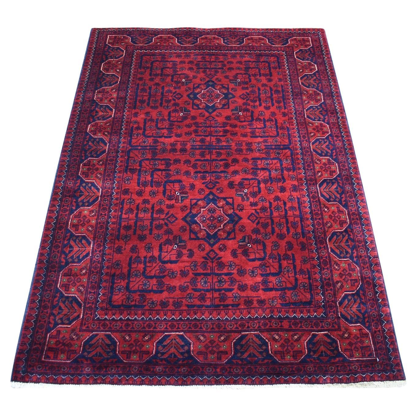 3
4 "x4
9" Tappeto afgano di lana morbida Khamyab annodato a mano di colore rosso intenso e saturo