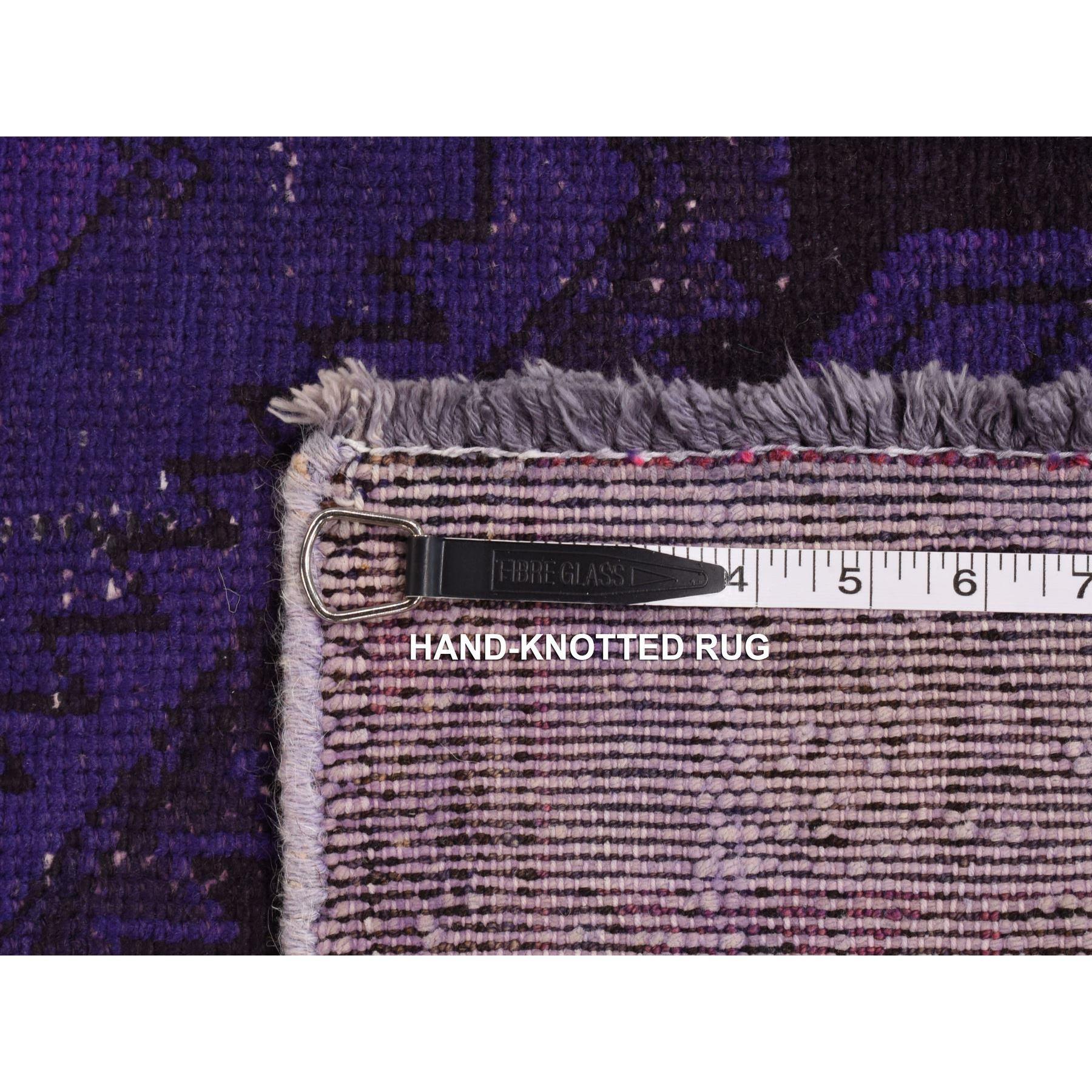 Metà XX secolo Tappeto Runner Indigo Sovratinto Vintage Persiano Hamadan in Pura Lana Fatto a mano in vendita