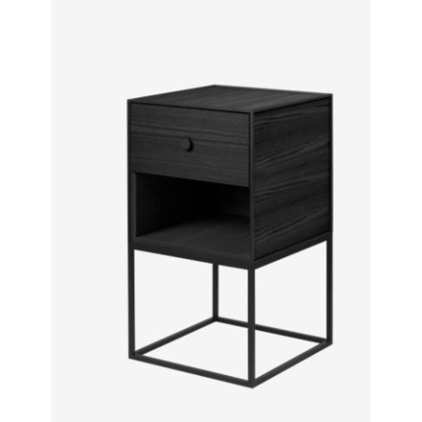 35 black ash frame sideboard with 1 drawer by Lassen
Dimensions: W 35 x D 35 x H 63 cm 
Materials: Finér, Melamin, Melamine, Metal, Veneer, Ash
Also available in different colors and dimensions. 
Weight: 15.50 Kg

By Lassen is a Danish design