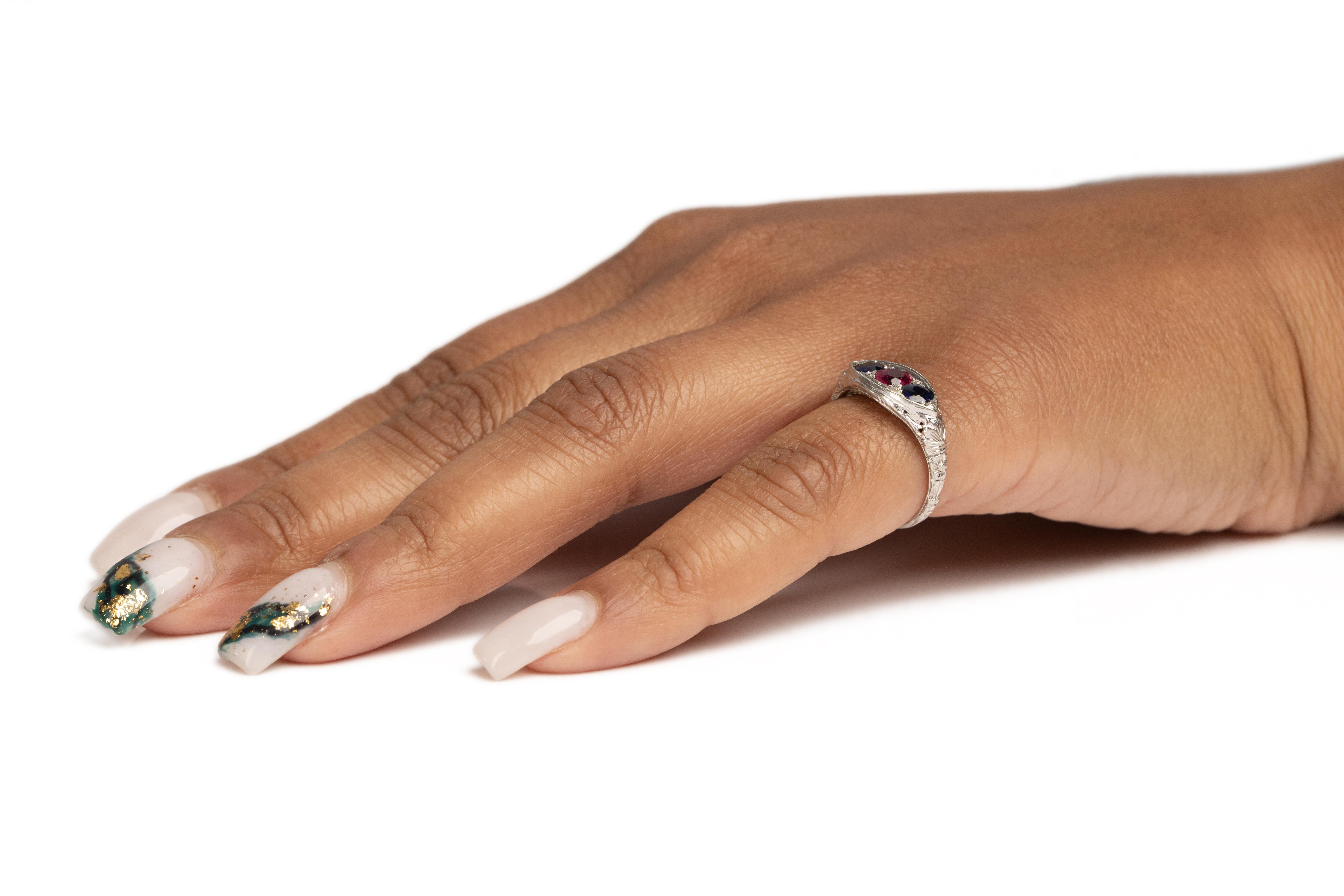 .35 Carat Art Deco Diamond 18 Karat White Gold Engagement Ring In Good Condition For Sale In Atlanta, GA