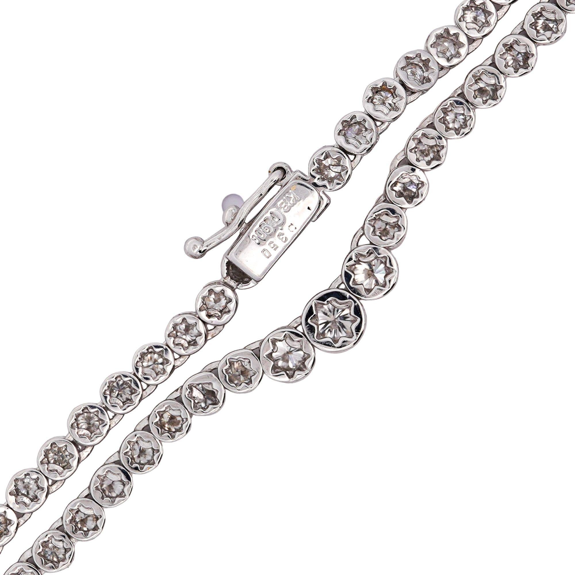Moderno Collana Tennis graduata con diamanti da 3,5 carati in vendita
