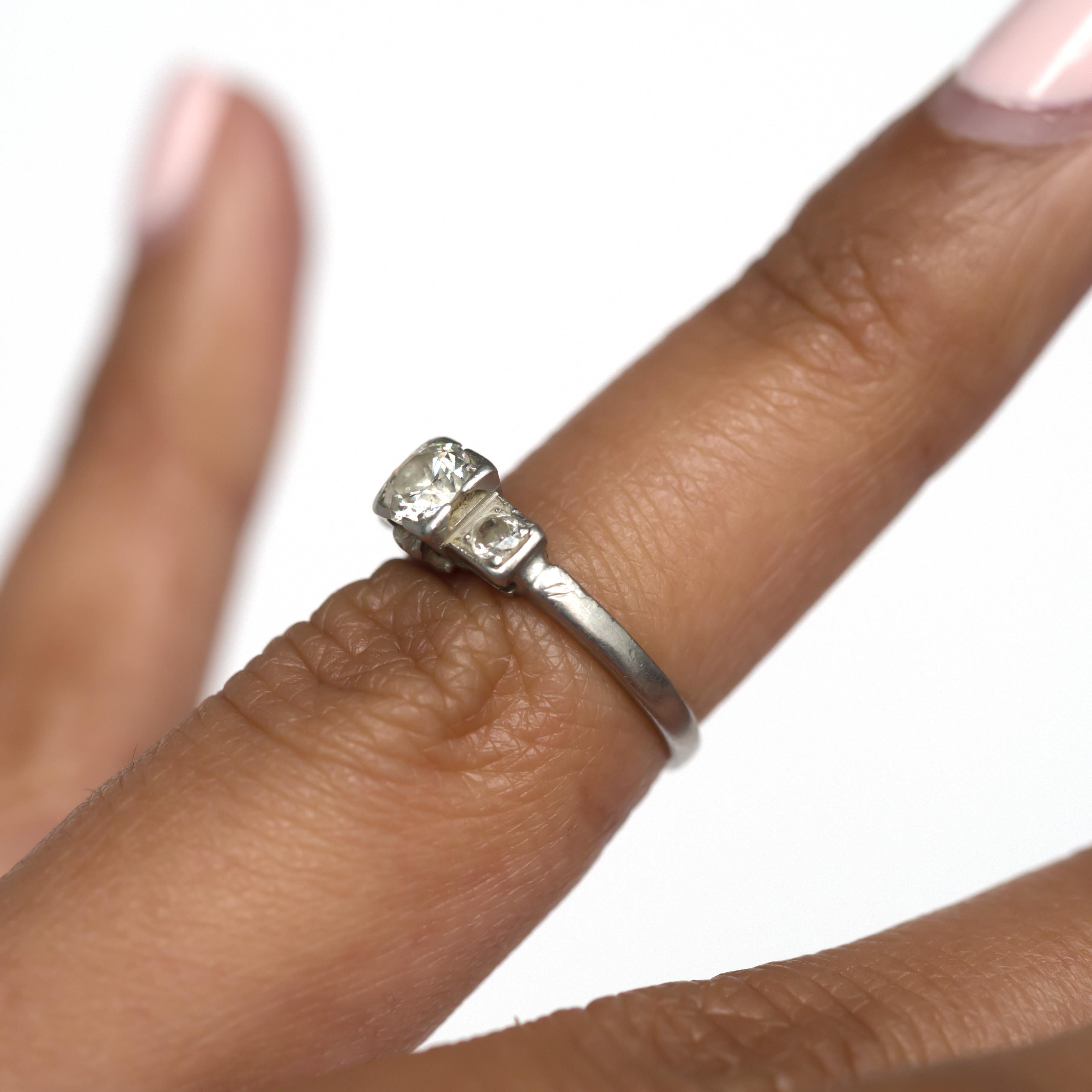 .35 Carat Diamond Platinum Engagement Ring In Good Condition For Sale In Atlanta, GA