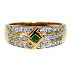 .35 Carat Emerald and Diamonds Geometric Ring 14 Karat Yellow Gold