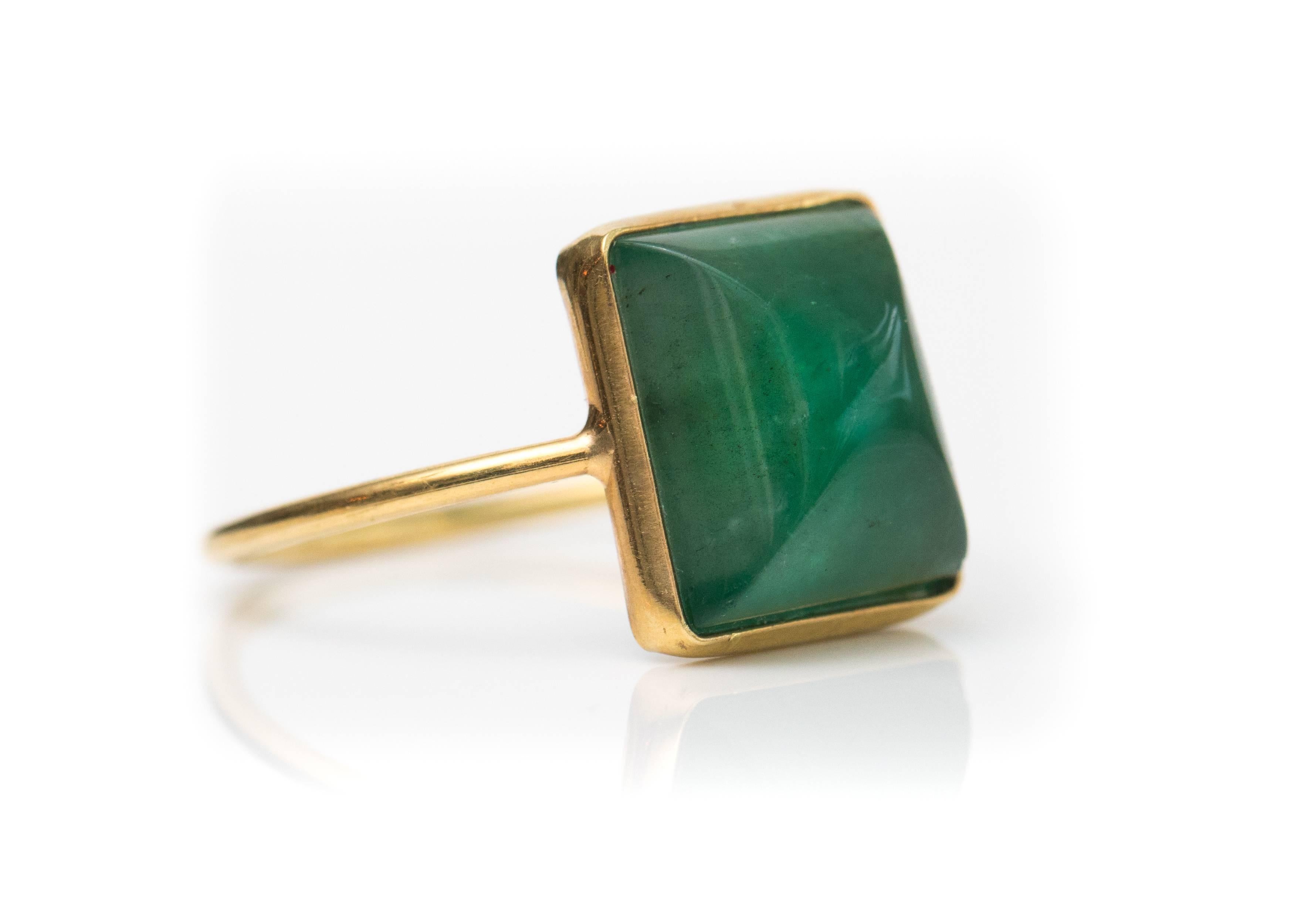 Modern 3.5 Carat Emerald Cabochon and 18 Karat Yellow Gold Ring