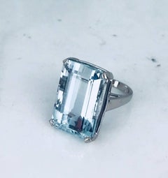 35 Carat Emerald Cut Aquamarine, 1950s Retro, 18 Karat White Gold, Powder Blue