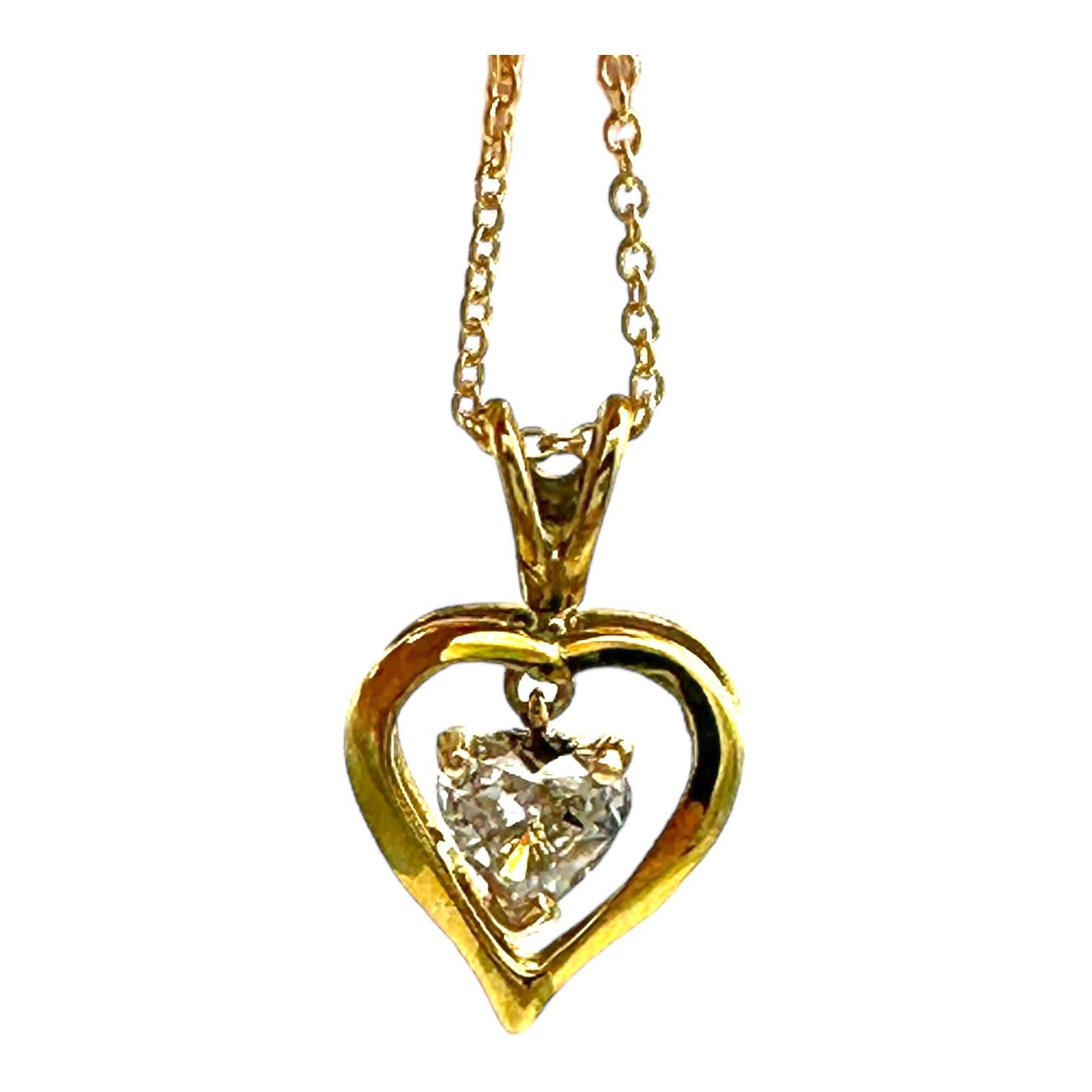 Heart Cut .35 Carat Heart Diamond Pendant Yellow Gold VS Quality For Sale
