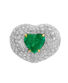 3.5 Carat Heart Shape Colombian Emerald and Diamond 18 Karat Gold Ring Estate