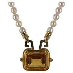 35 Carat Honey Citrine 18 Karat Yellow Gold Detachable Pendant Pearl Necklace