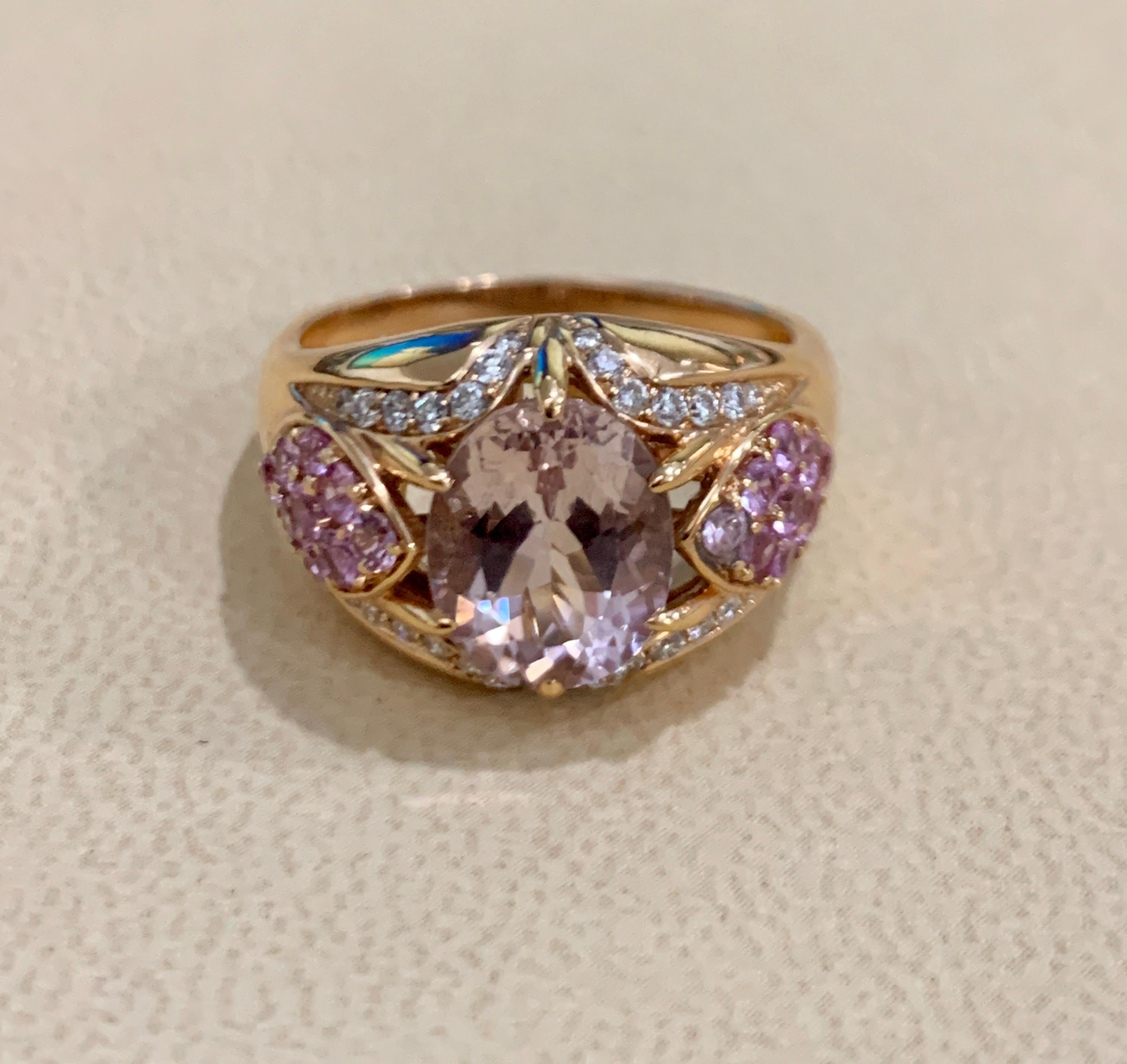 Oval Cut 3.5 Carat Morganite and Diamond Cocktail Ring 18 Karat Rose Gold For Sale