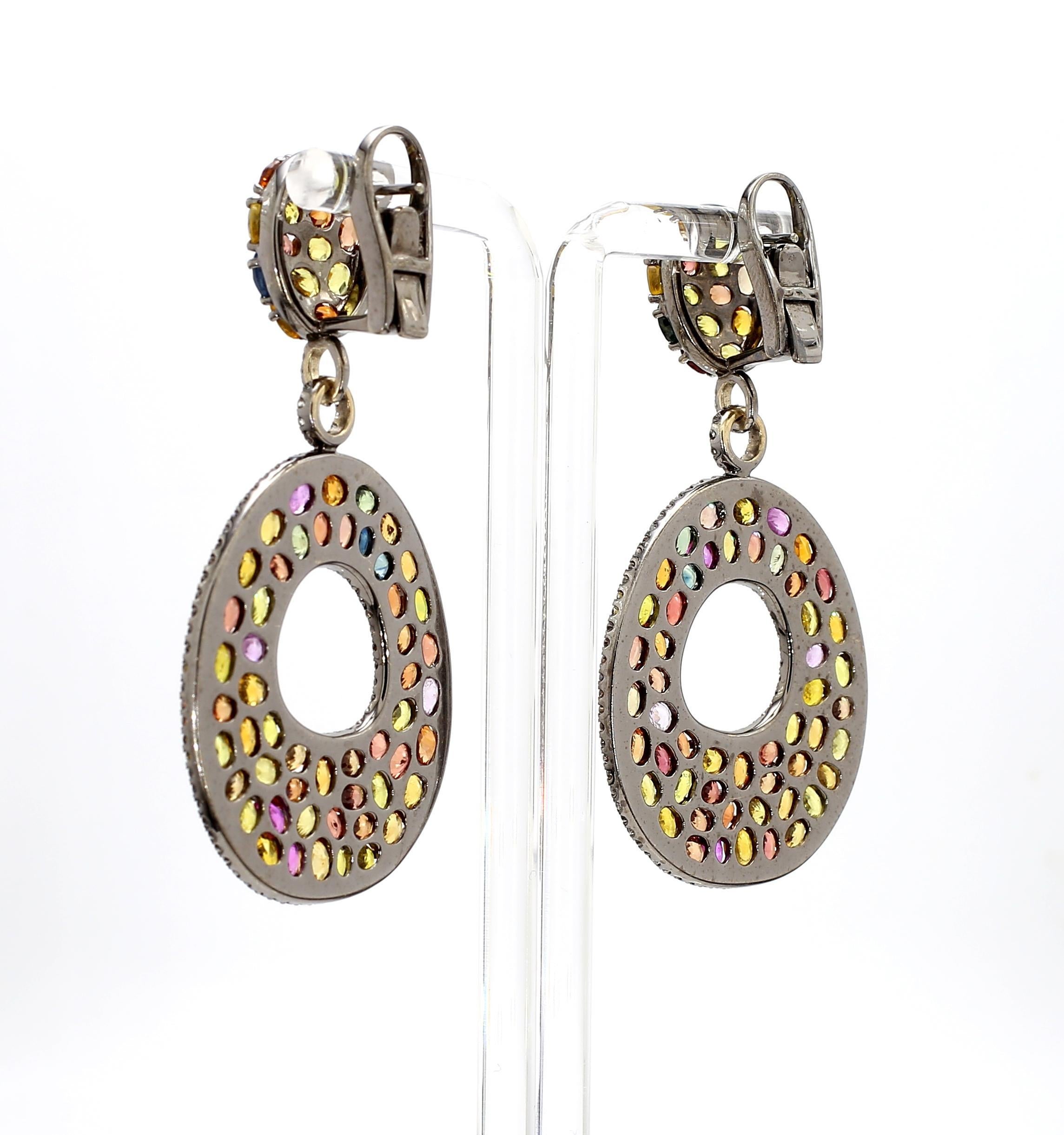 Ohrringe mit 35 Karat mehrfarbigem Saphir und 1,84 Karat Diamant im Zustand „Gut“ im Angebot in New York, NY