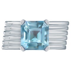 3.5 Carat Natural Aquamarine 18 Karat White Gold Kinetics Collection Ring